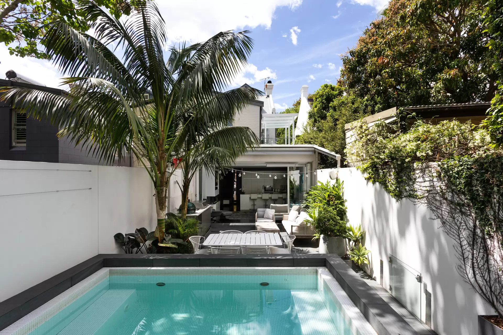 60 Liverpool Street, Paddington Sold by Sydney Sotheby's International Realty - image 1