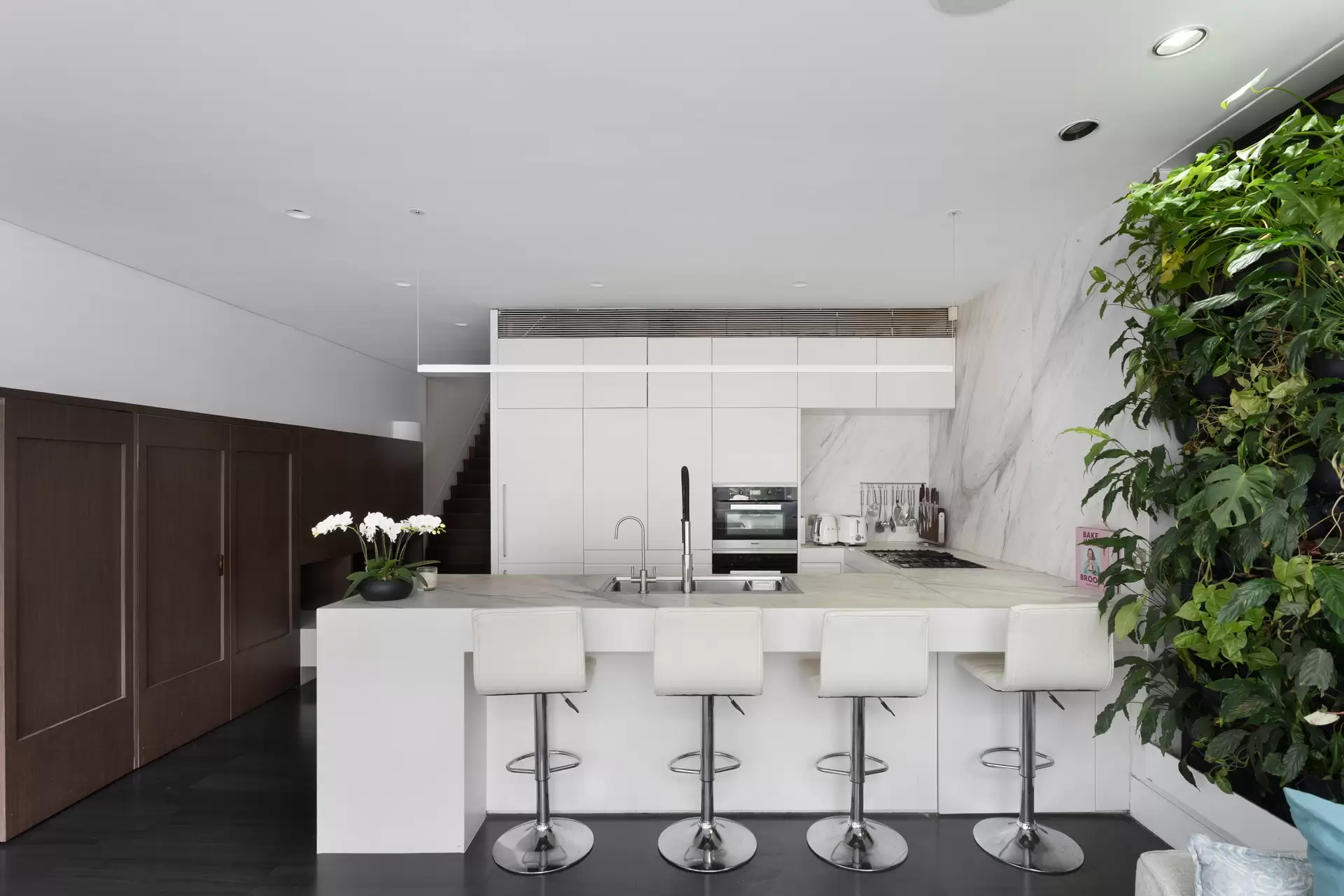60 Liverpool Street, Paddington Sold by Sydney Sotheby's International Realty - image 1