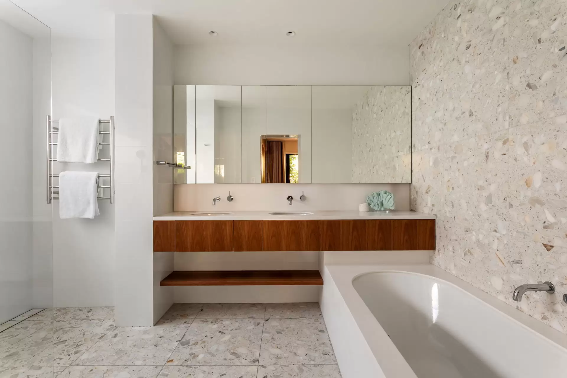 1/142 Brighton Boulevard, North Bondi Sold by Sydney Sotheby's International Realty - image 19