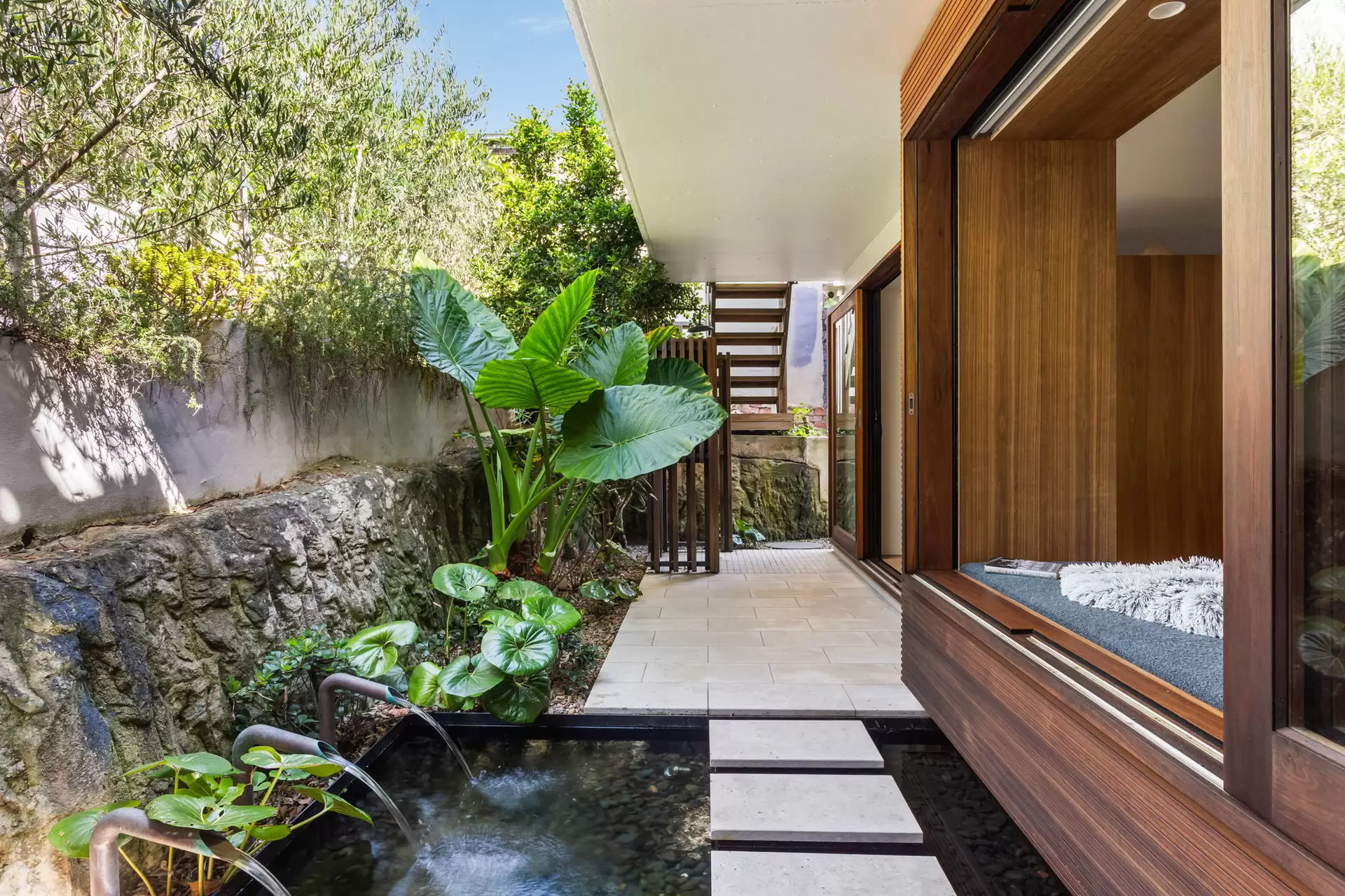 1/142 Brighton Boulevard, North Bondi Sold by Sydney Sotheby's International Realty - image 9