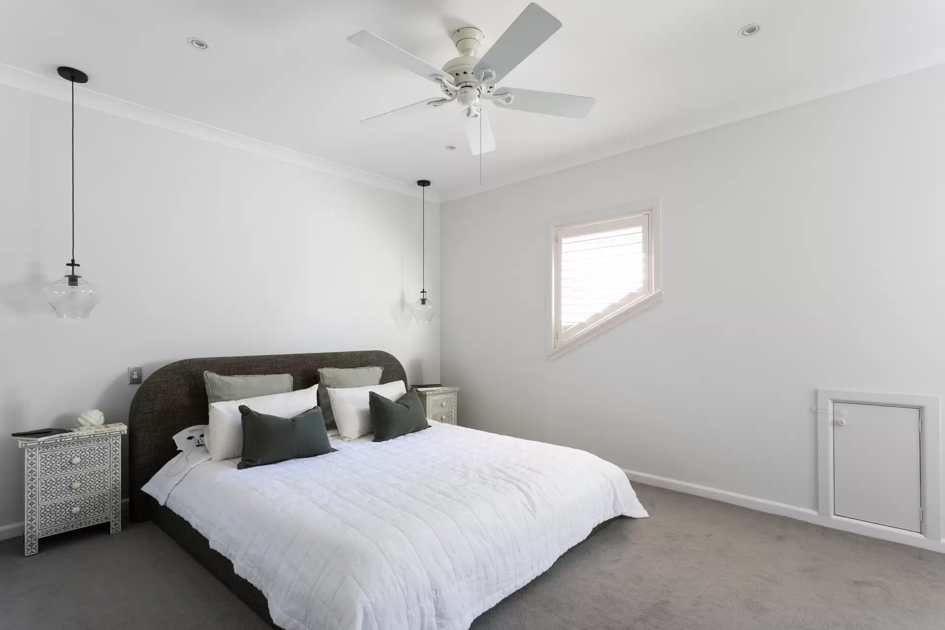 4 Blake Street, Rose Bay Sold by Sydney Sotheby's International Realty - image 1