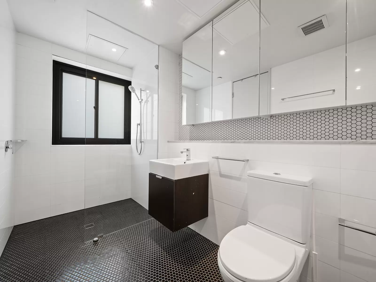 312/9-15 Bayswater Road, Potts Point Sold by Sydney Sotheby's International Realty - image 5