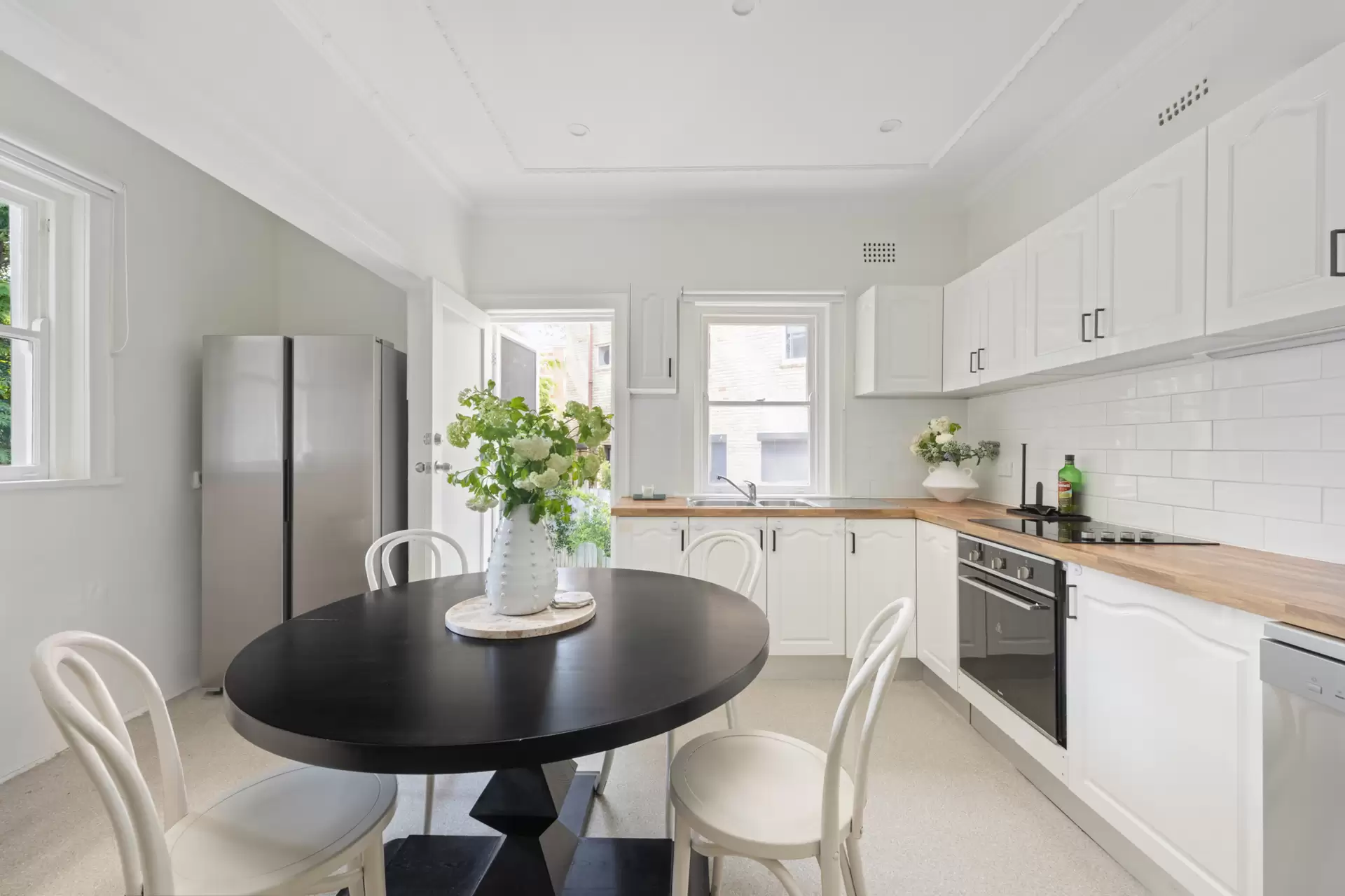 4 Bay Street, Coogee Sold by Sydney Sotheby's International Realty - image 5
