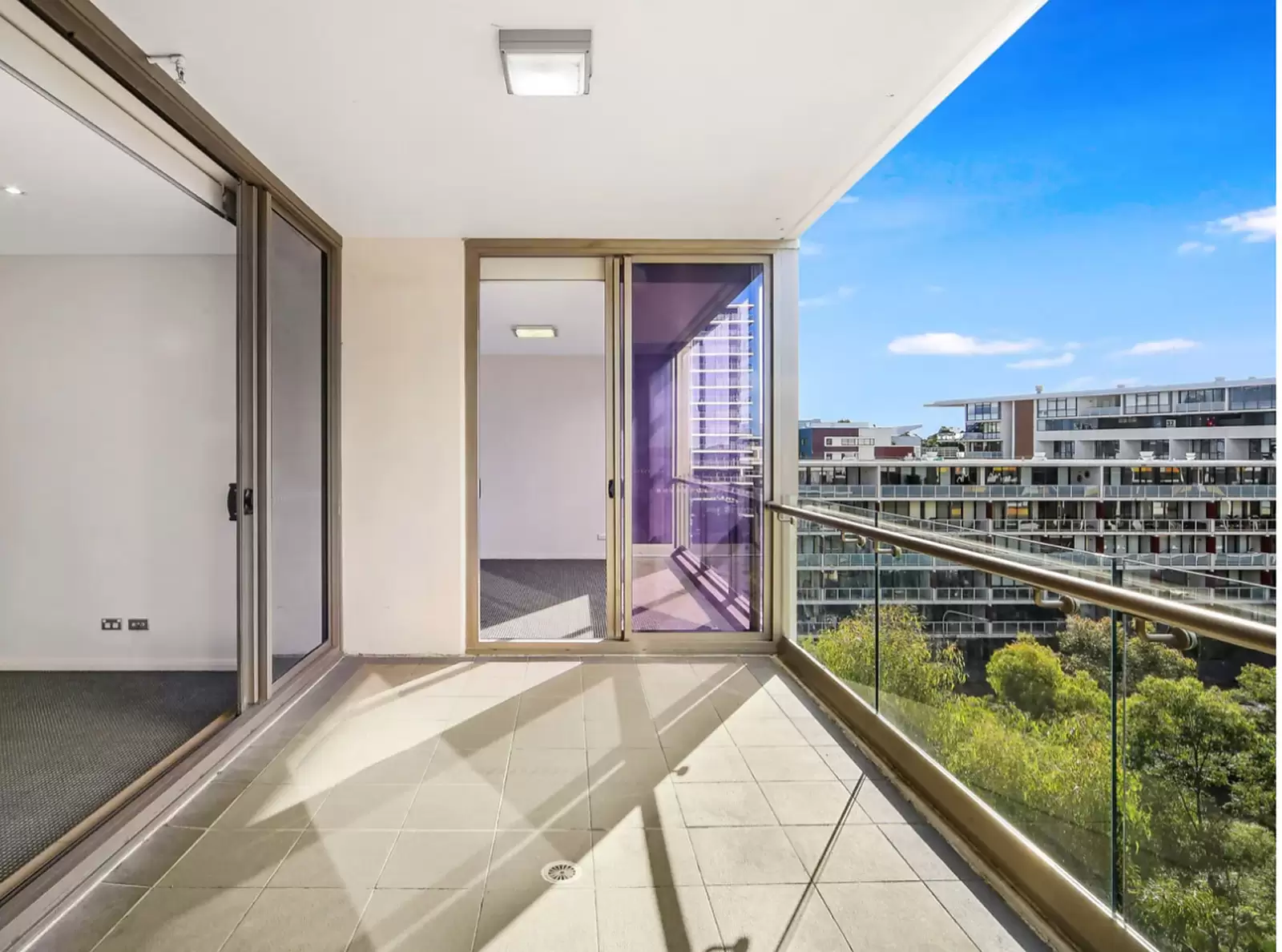 Level 6/10 Victoria Park Parade, Zetland For Sale by Sydney Sotheby's International Realty - image 4