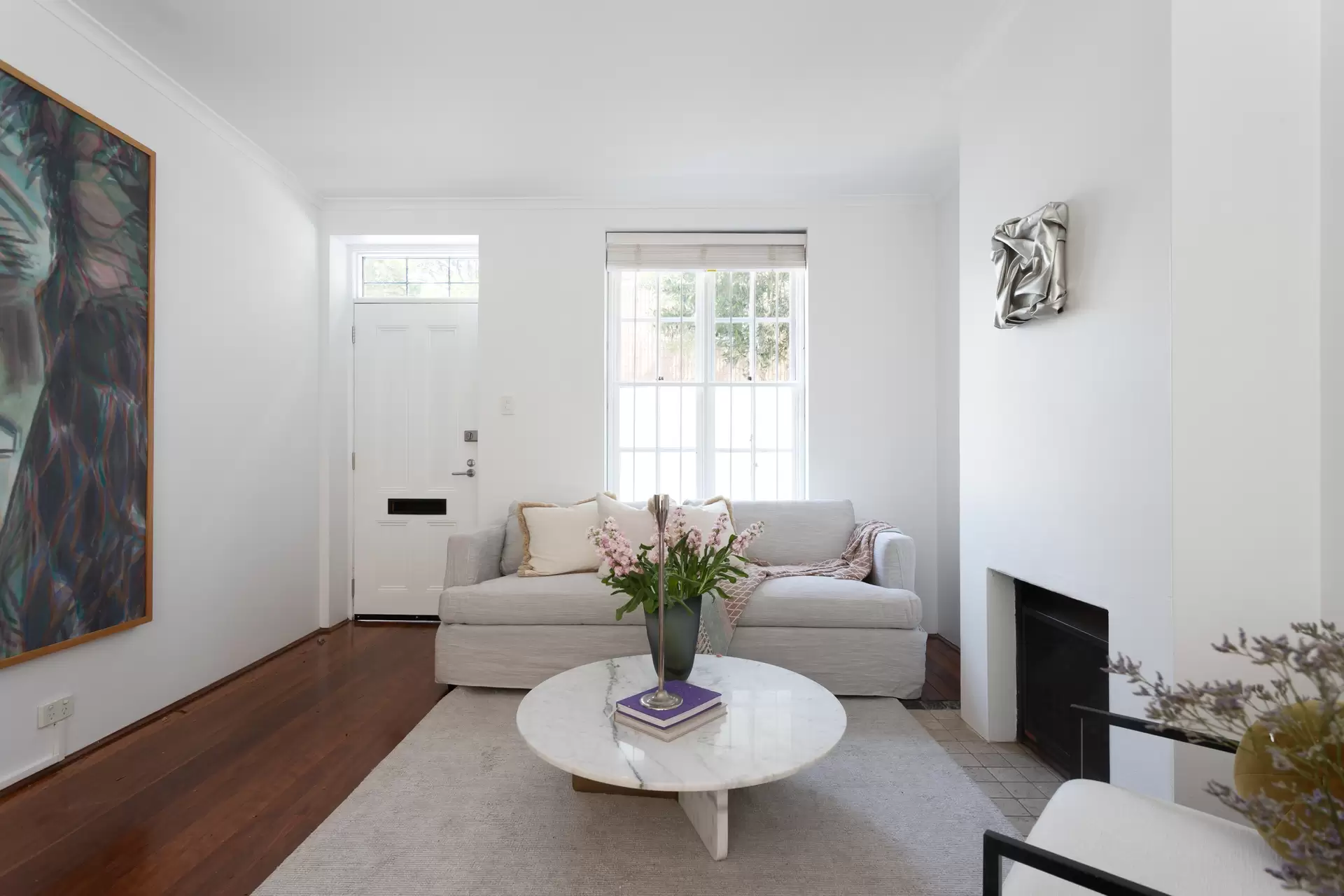 28 Denham Street, Surry Hills Sold by Sydney Sotheby's International Realty - image 1