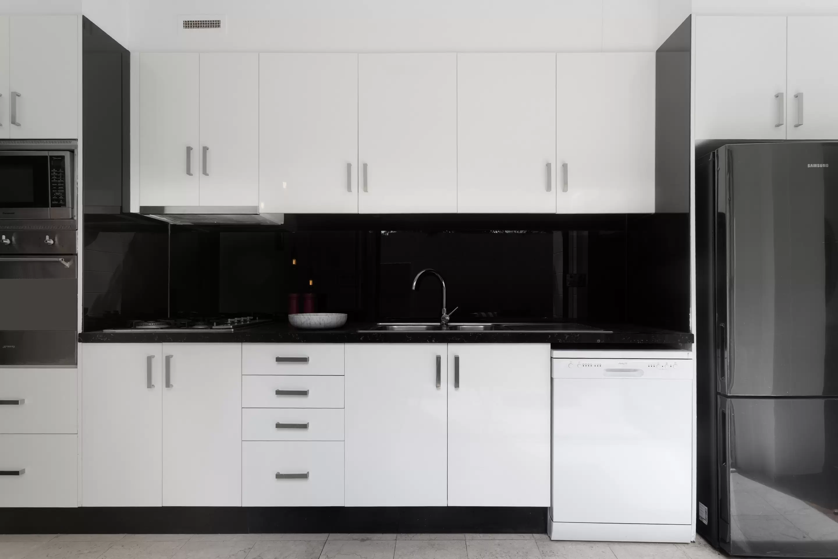 28 Denham Street, Surry Hills Sold by Sydney Sotheby's International Realty - image 12