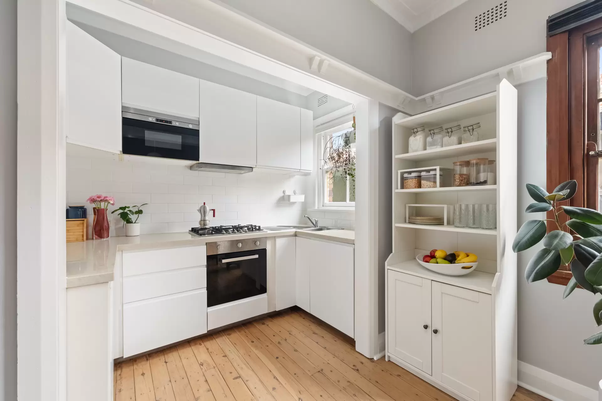1/26 Rae Street, Randwick Sold by Sydney Sotheby's International Realty - image 4