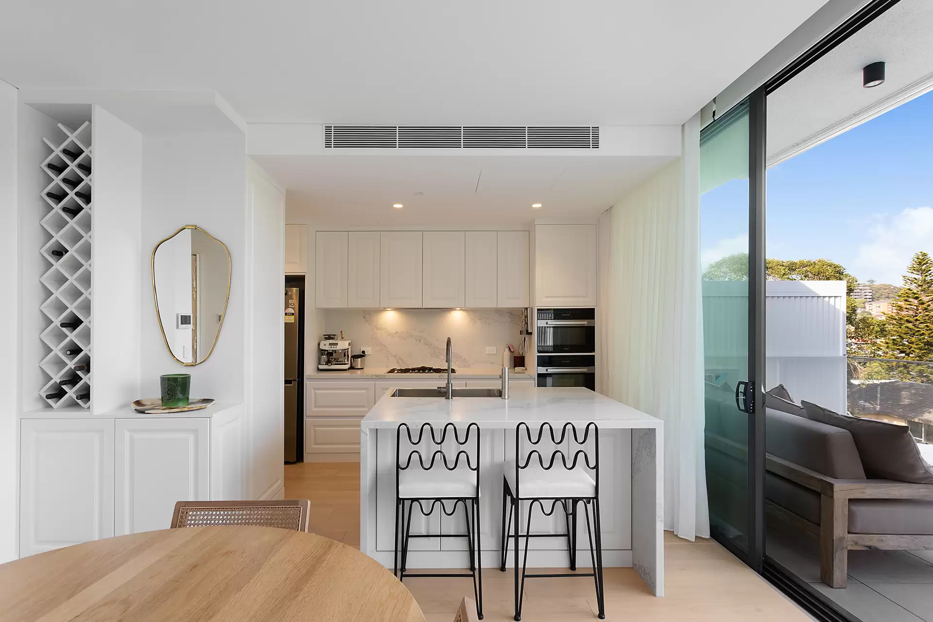 6/14 Melody Street, Coogee Sold by Sydney Sotheby's International Realty - image 4