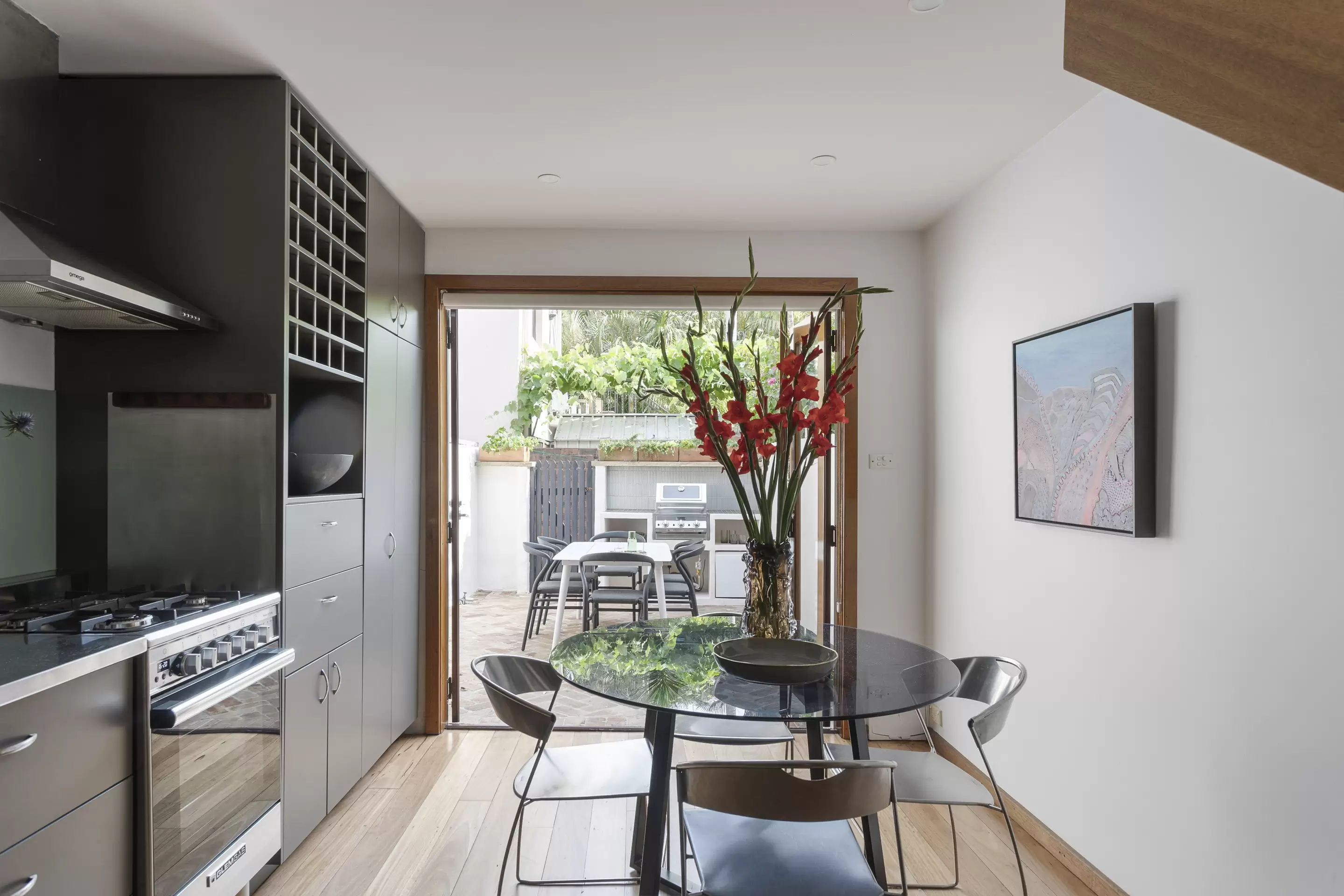 23 Phelps Street, Surry Hills Sold by Sydney Sotheby's International Realty - image 1