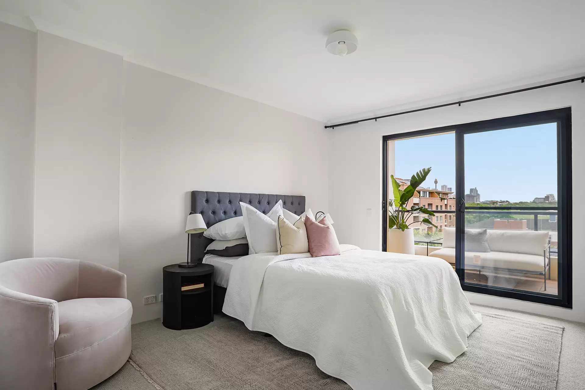 719/6-8 Crescent Street, Redfern Sold by Sydney Sotheby's International Realty - image 1