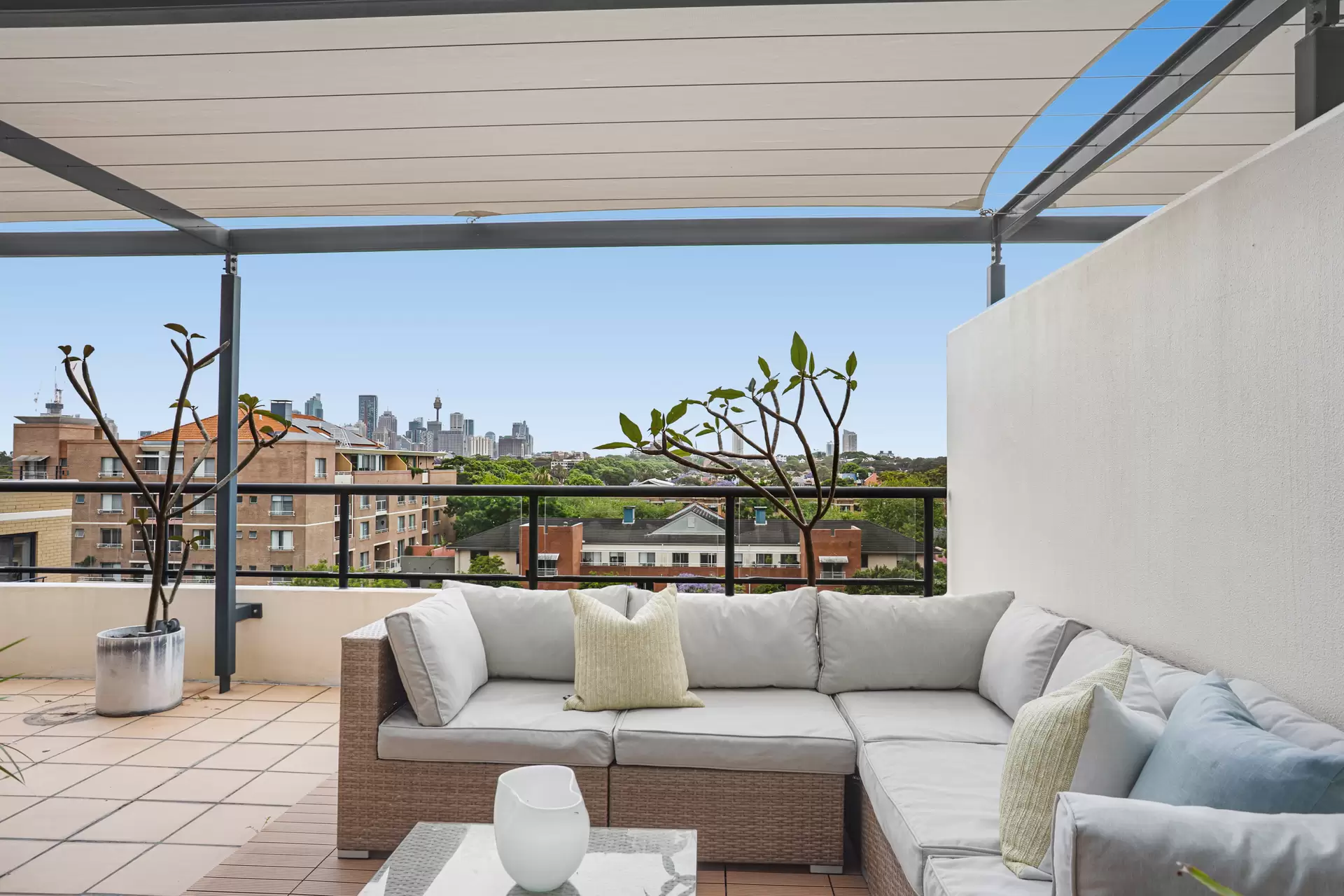 719/6-8 Crescent Street, Redfern Sold by Sydney Sotheby's International Realty - image 1