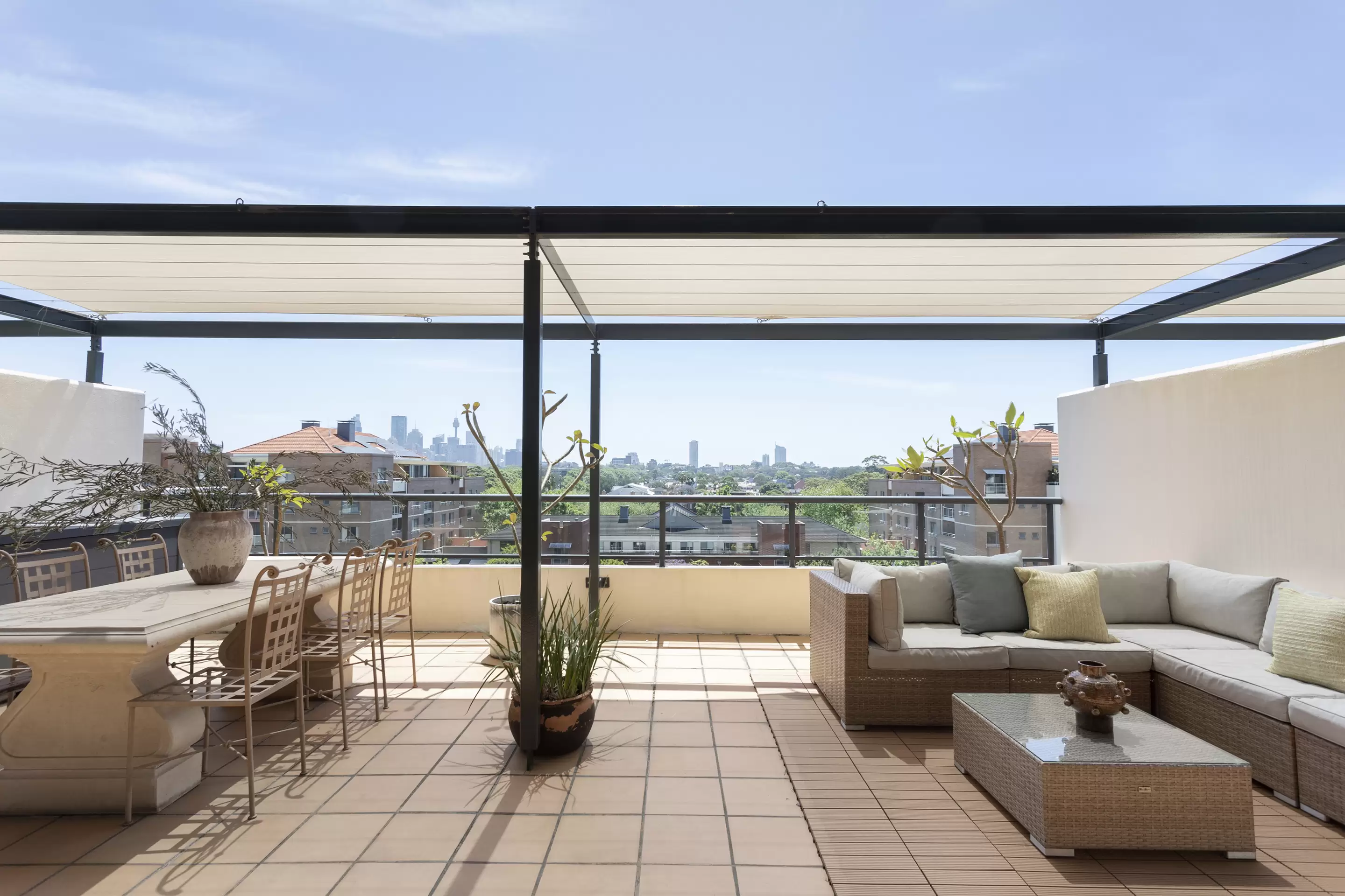 719/6-8 Crescent Street, Redfern Sold by Sydney Sotheby's International Realty - image 3