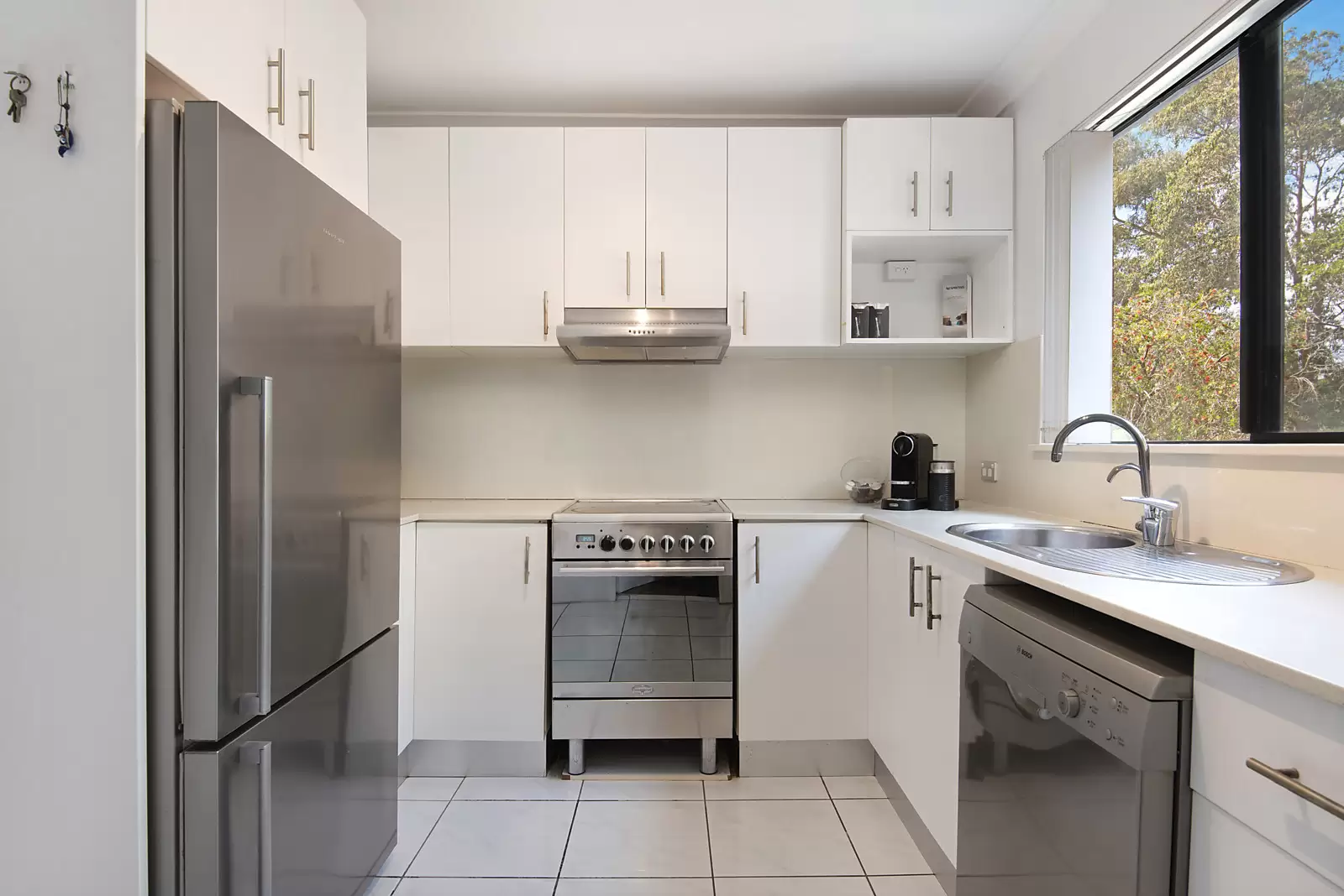 1/108-110 Kiora Road, Miranda Sold by Sydney Sotheby's International Realty - image 5