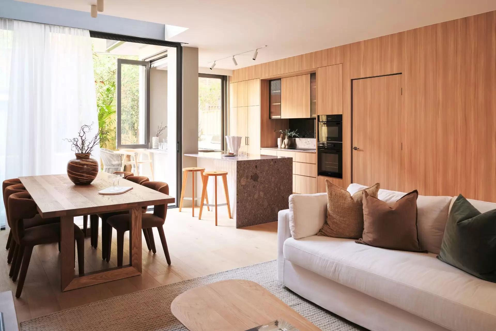 Terrace 3/16 Botany Street, Randwick Sold by Sydney Sotheby's International Realty - image 9
