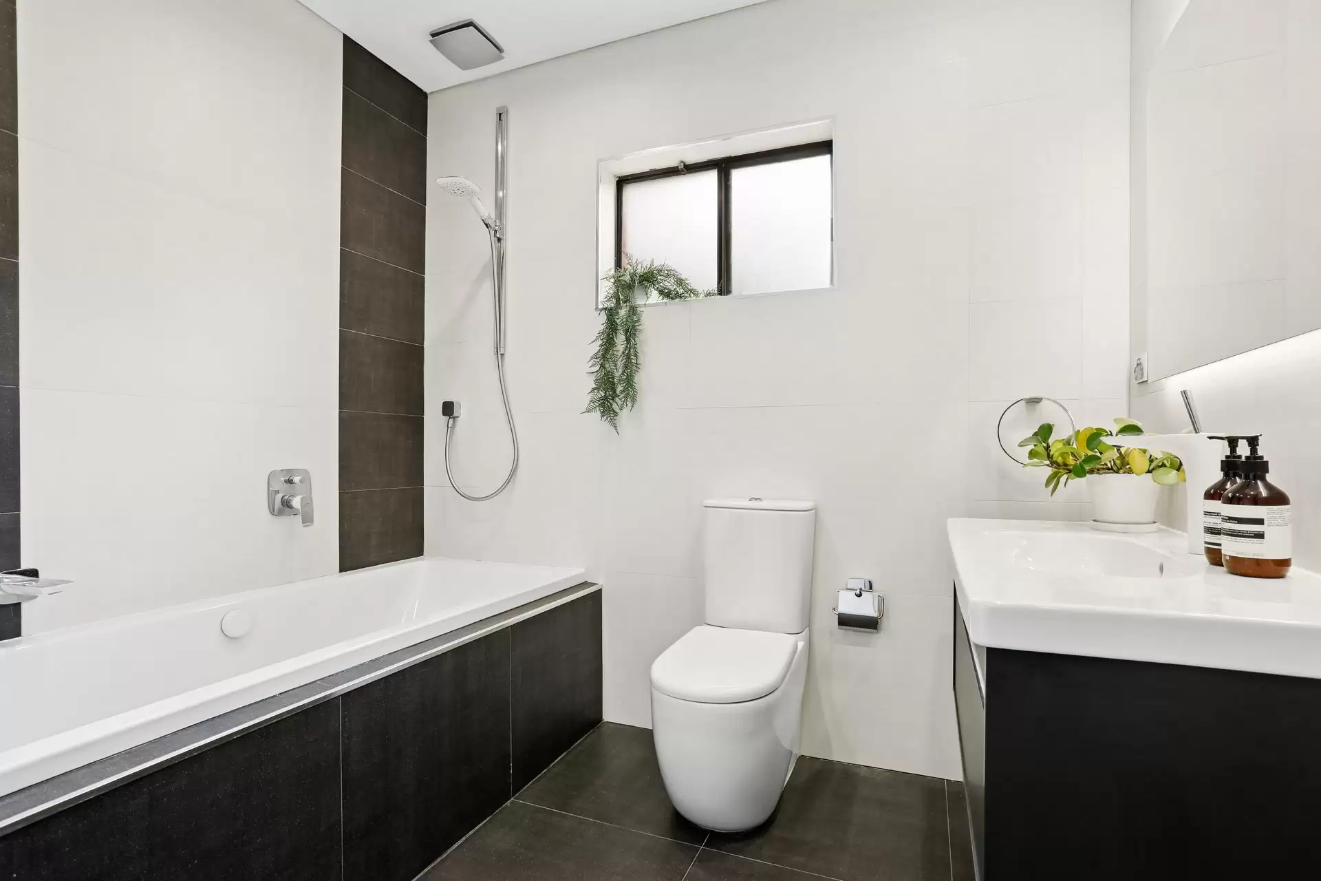 1/4-6 Clyde Street, Randwick Sold by Sydney Sotheby's International Realty - image 6