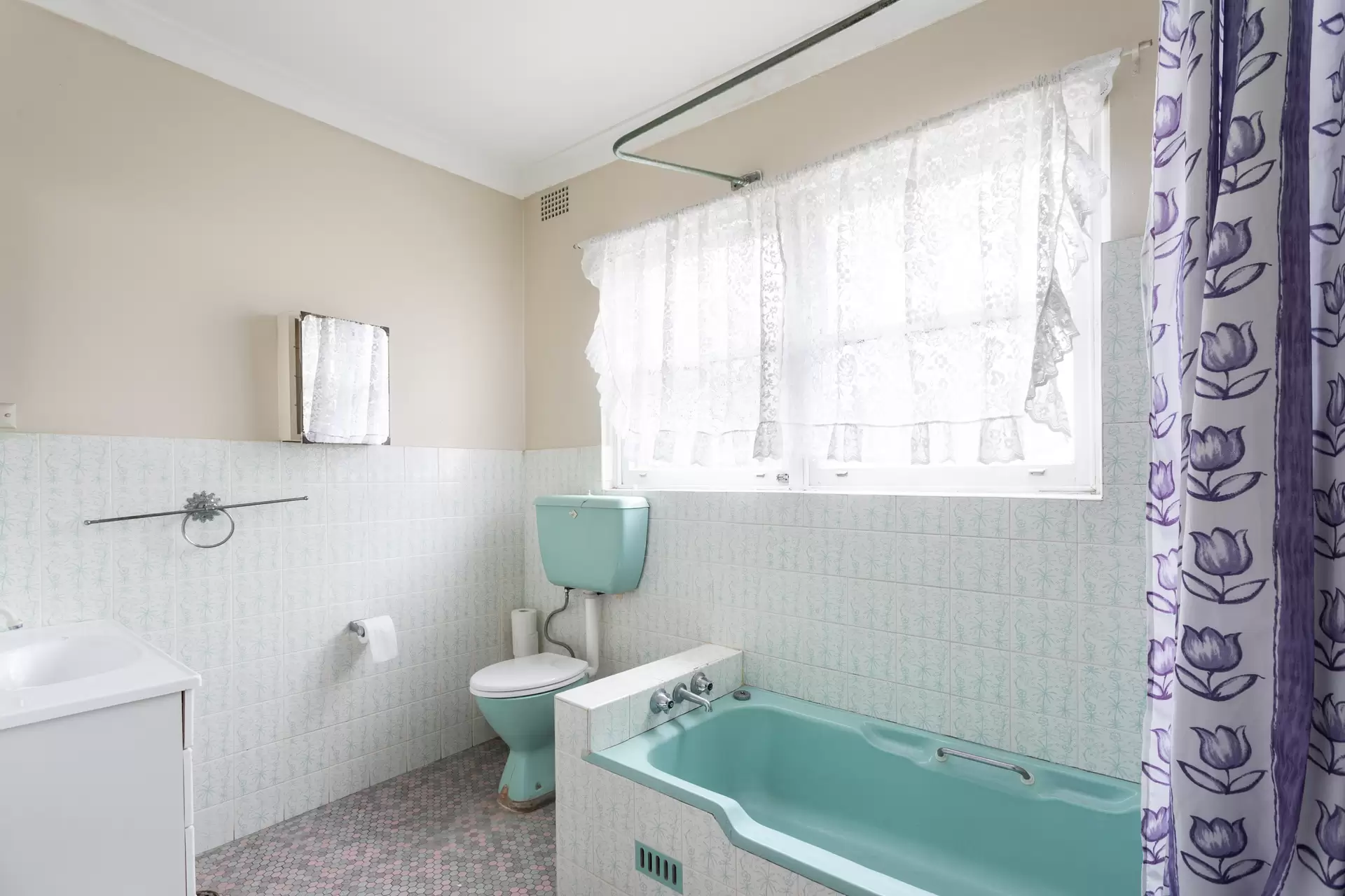 8 Campbell Avenue, Paddington Sold by Sydney Sotheby's International Realty - image 1