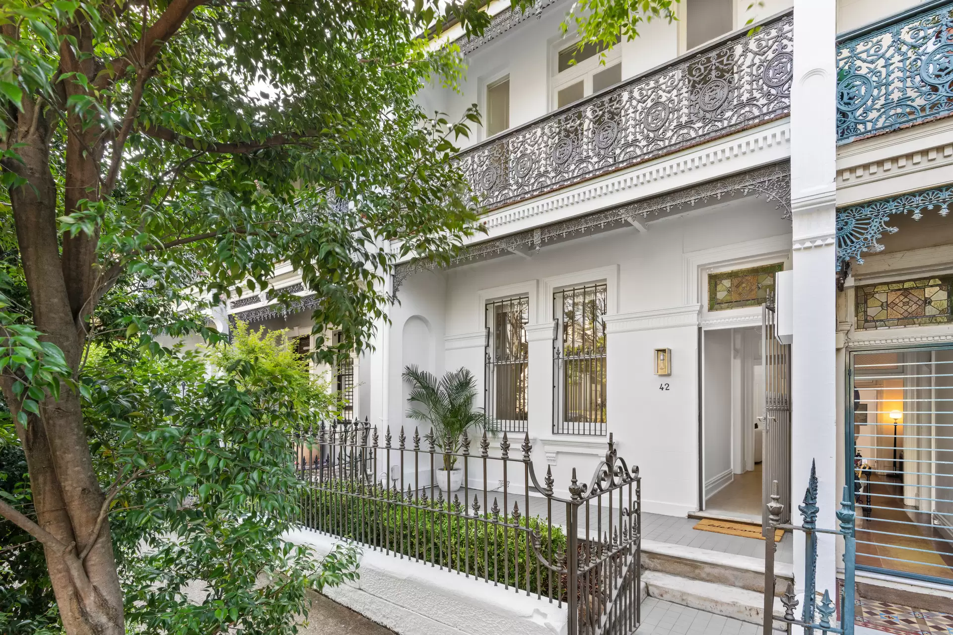 42 Duxford Street, Paddington Sold by Sydney Sotheby's International Realty - image 1
