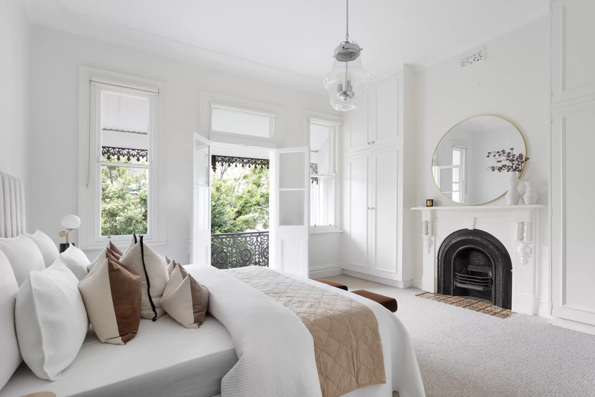 42 Duxford Street, Paddington Sold by Sydney Sotheby's International Realty - image 1