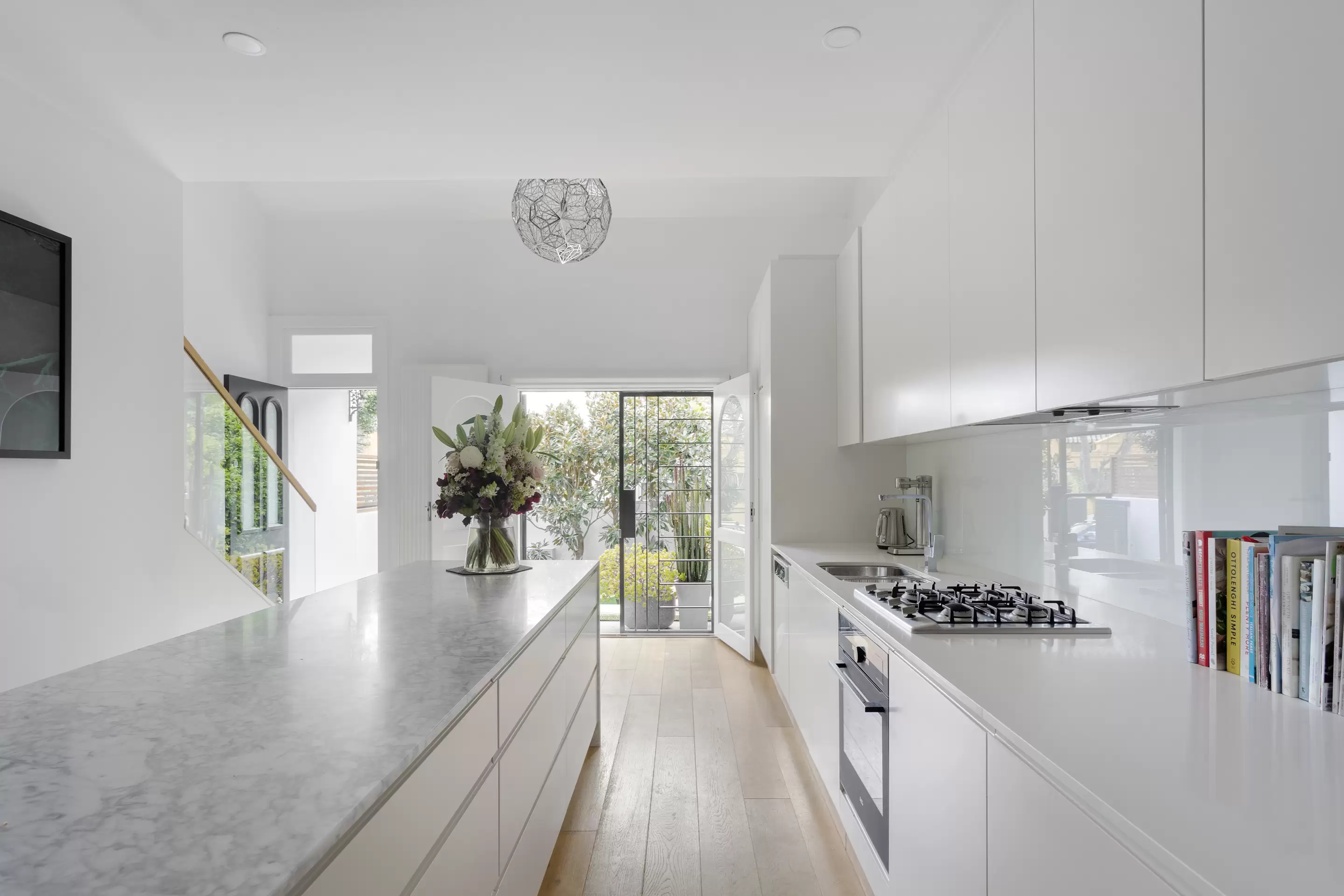 31 View Street, Woollahra Sold by Sydney Sotheby's International Realty - image 3