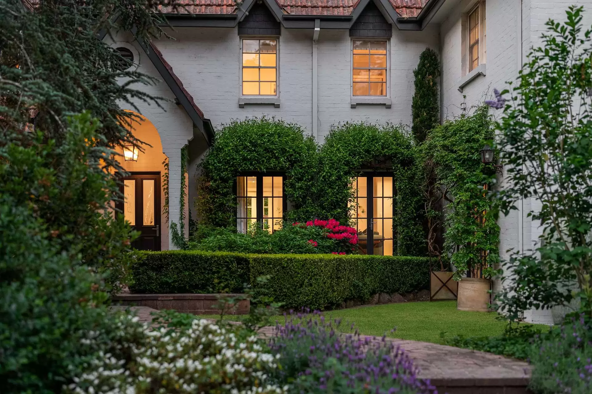 2 Greyleaves Avenue, Burradoo Sold by Sydney Sotheby's International Realty - image 5