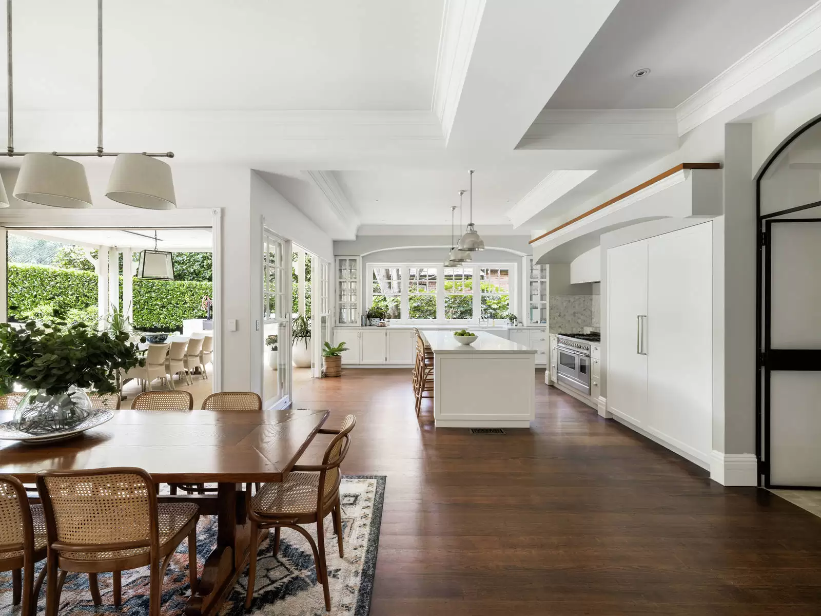 4 Treatts Road, Lindfield Sold by Sydney Sotheby's International Realty - image 4