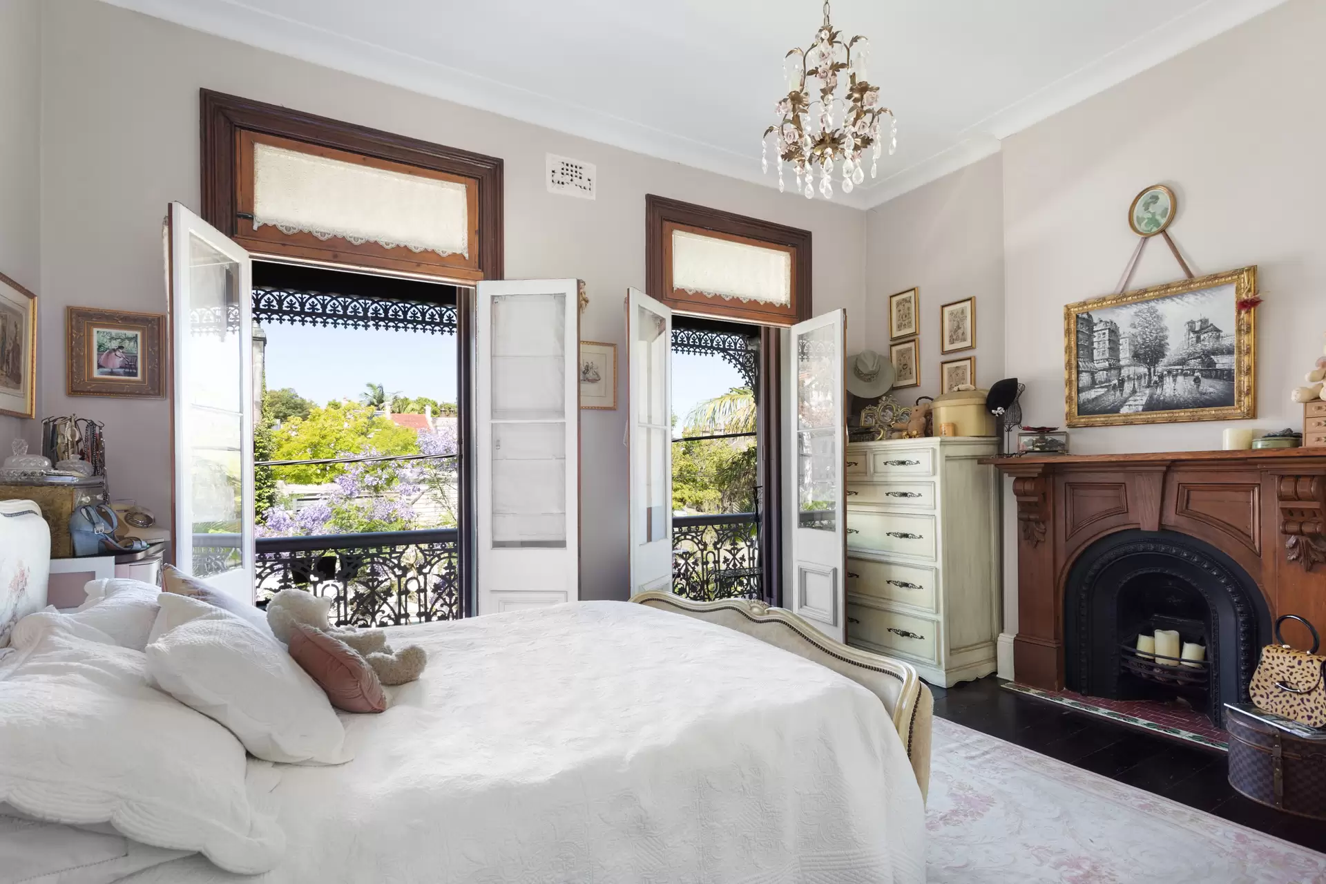 29 Alexander Street, Paddington Sold by Sydney Sotheby's International Realty - image 1
