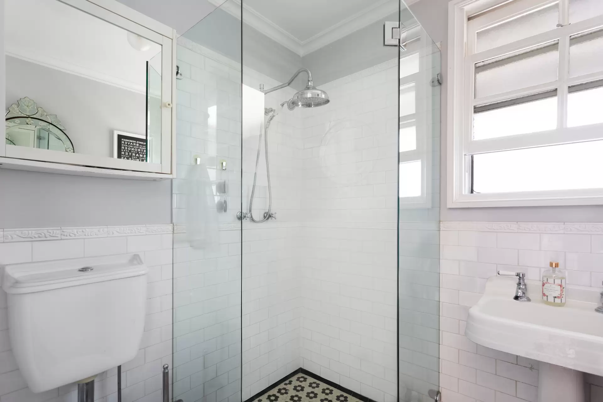 29 Alexander Street, Paddington Sold by Sydney Sotheby's International Realty - image 1