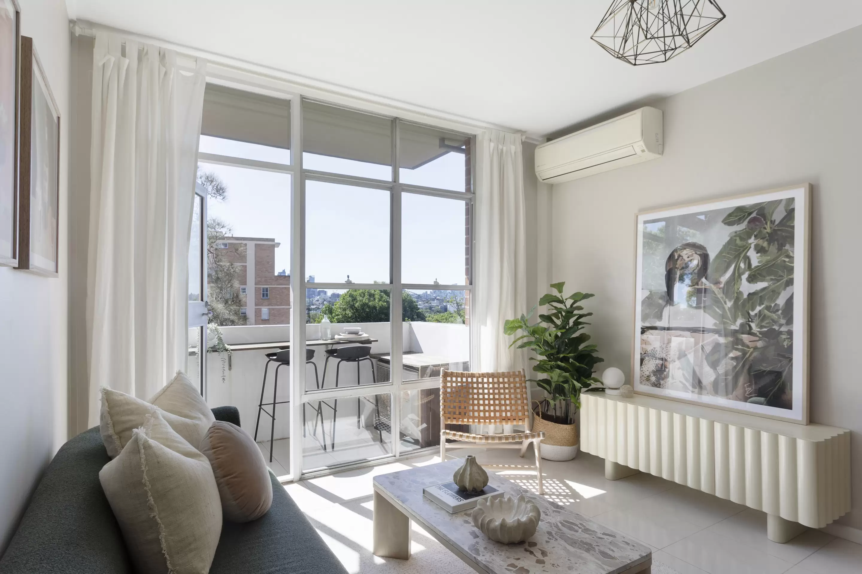 41/204 Jersey Road, Woollahra Sold by Sydney Sotheby's International Realty - image 2
