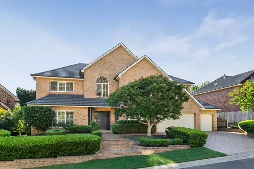 8 Lynton Green, West Pennant Hills Sold by Sydney Sotheby's International Realty