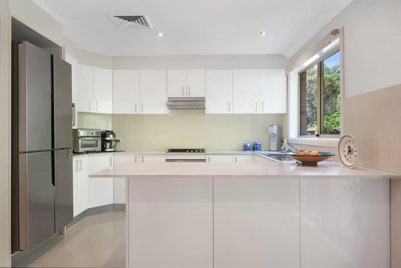 2/5 Henry Kendall Avenue, Padstow Heights Sold by Sydney Sotheby's International Realty - image 4
