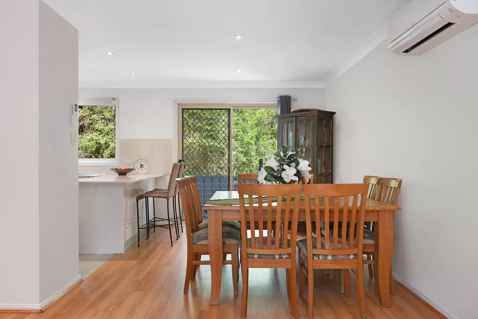2/5 Henry Kendall Avenue, Padstow Heights Sold by Sydney Sotheby's International Realty - image 3