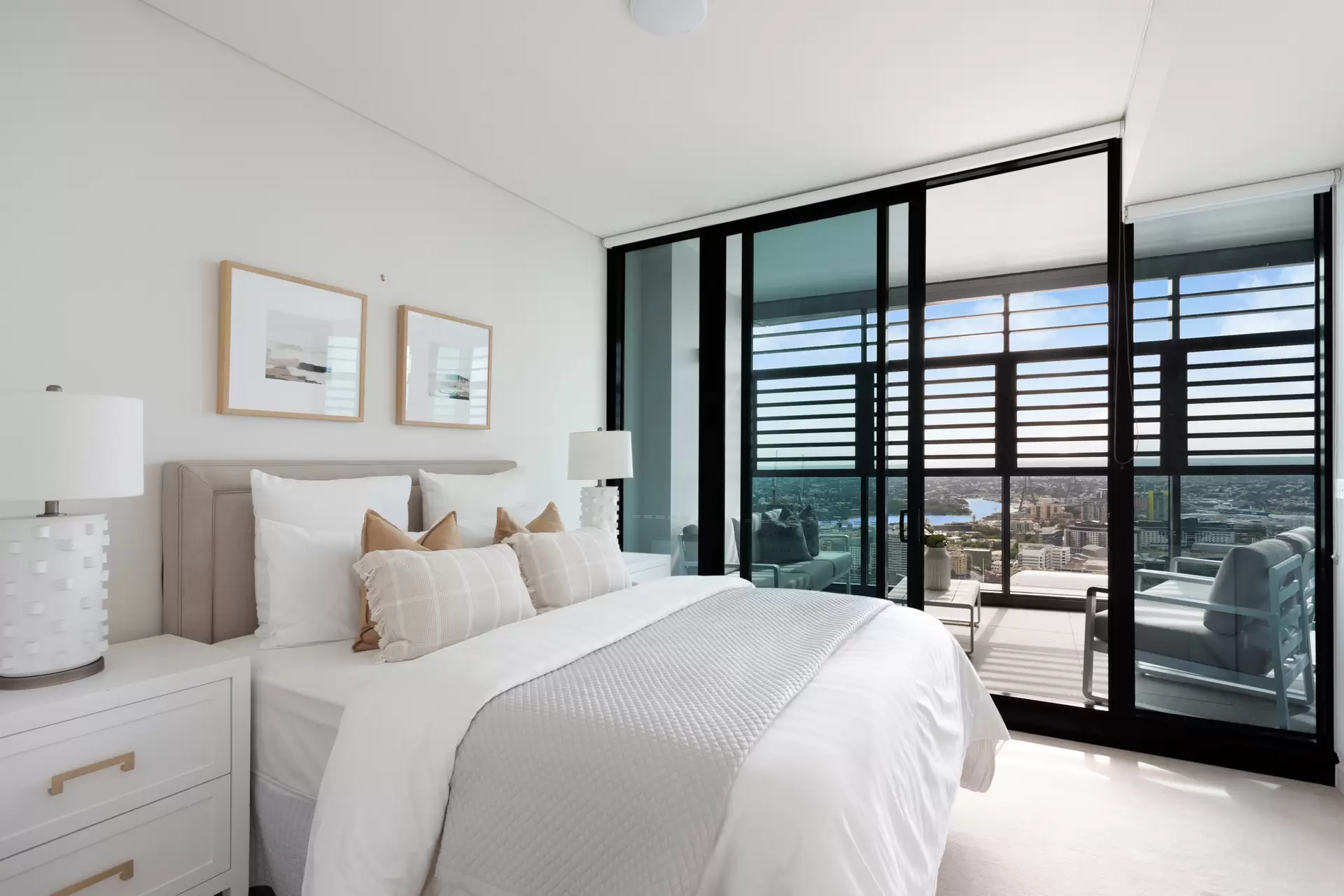 3802/38 York Street, Sydney Sold by Sydney Sotheby's International Realty - image 1