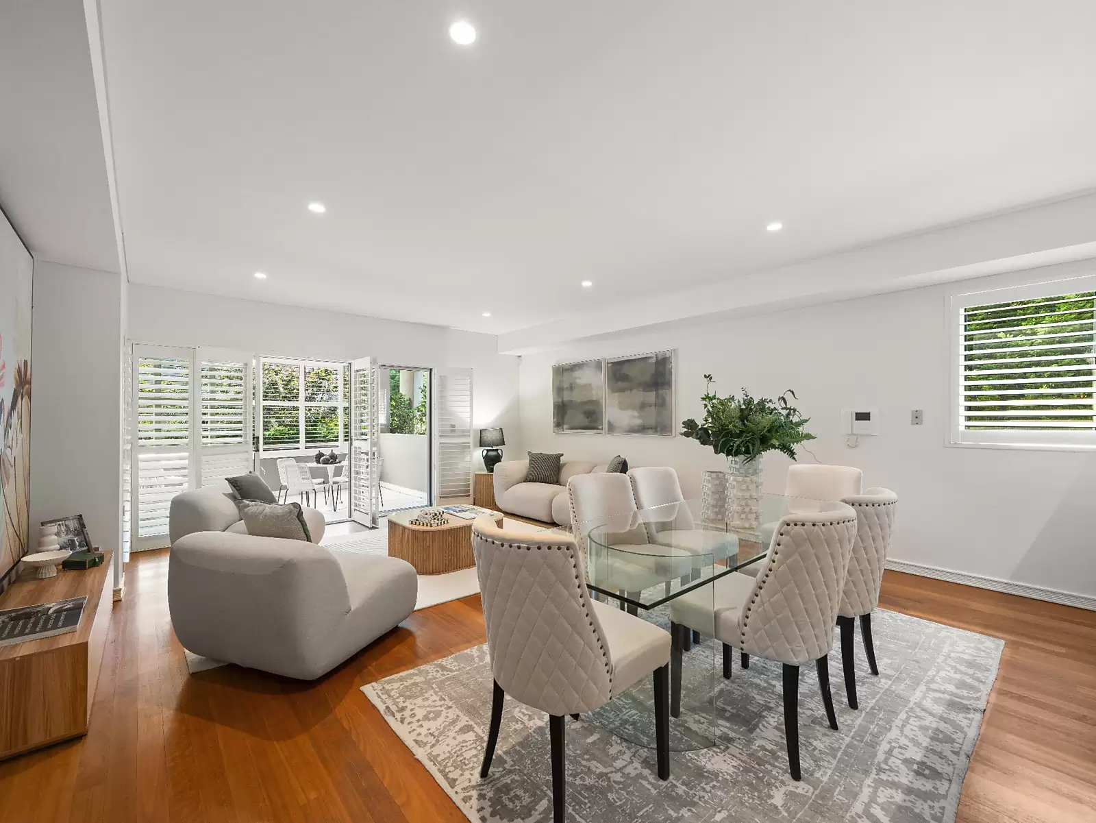 5/30-32 Birriga Road, Bellevue Hill Sold by Sydney Sotheby's International Realty - image 2
