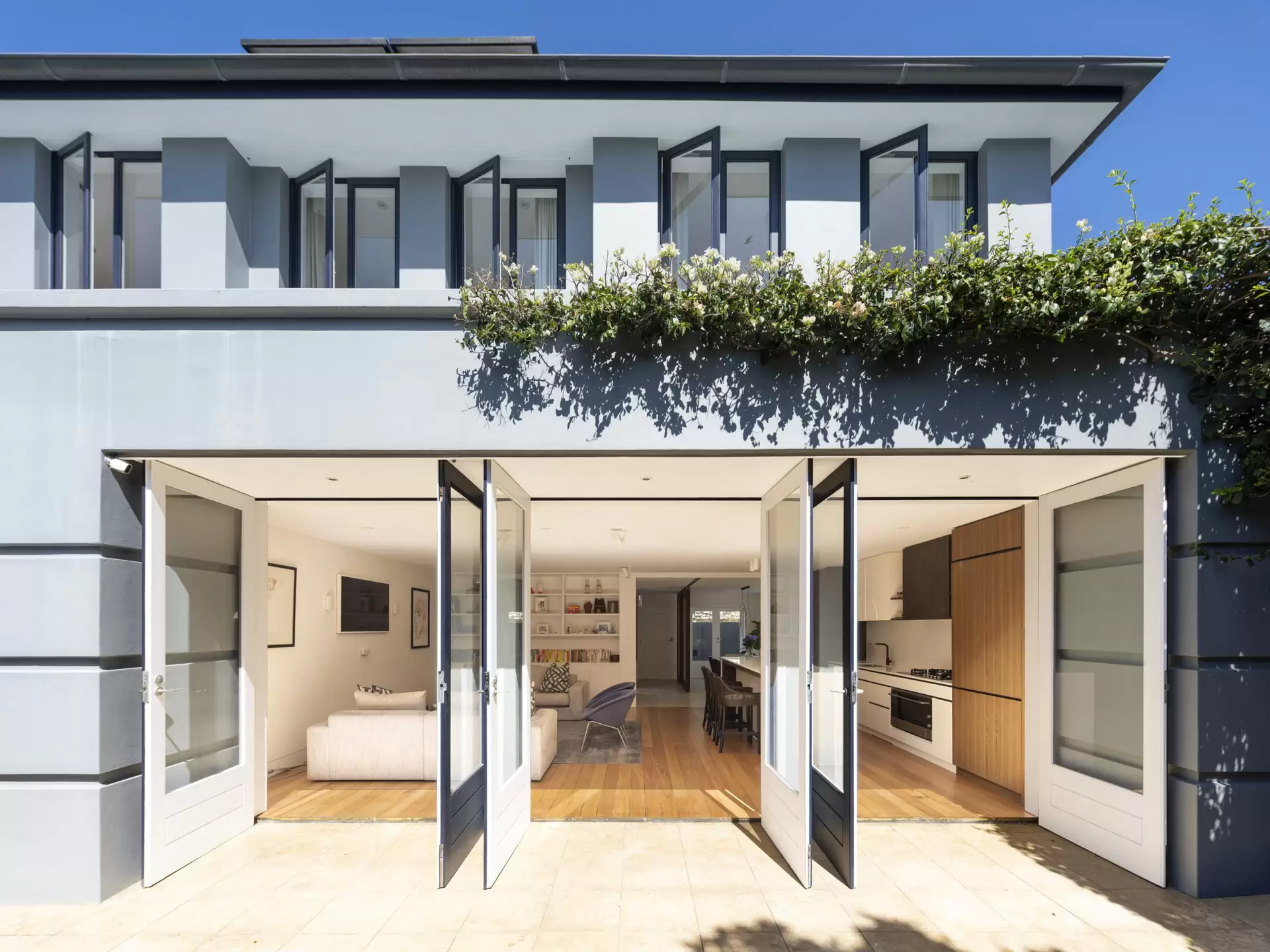 13 Pickering Lane, Woollahra Sold by Sydney Sotheby's International Realty - image 1