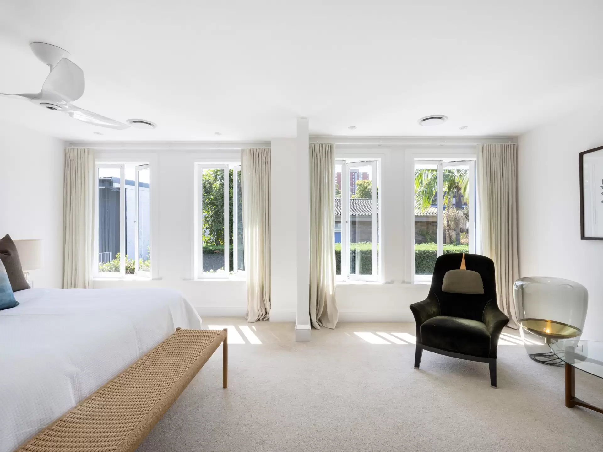 13 Pickering Lane, Woollahra Sold by Sydney Sotheby's International Realty - image 1