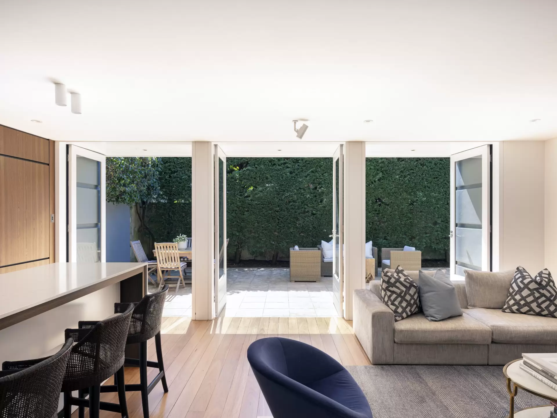 13 Pickering Lane, Woollahra Sold by Sydney Sotheby's International Realty - image 1