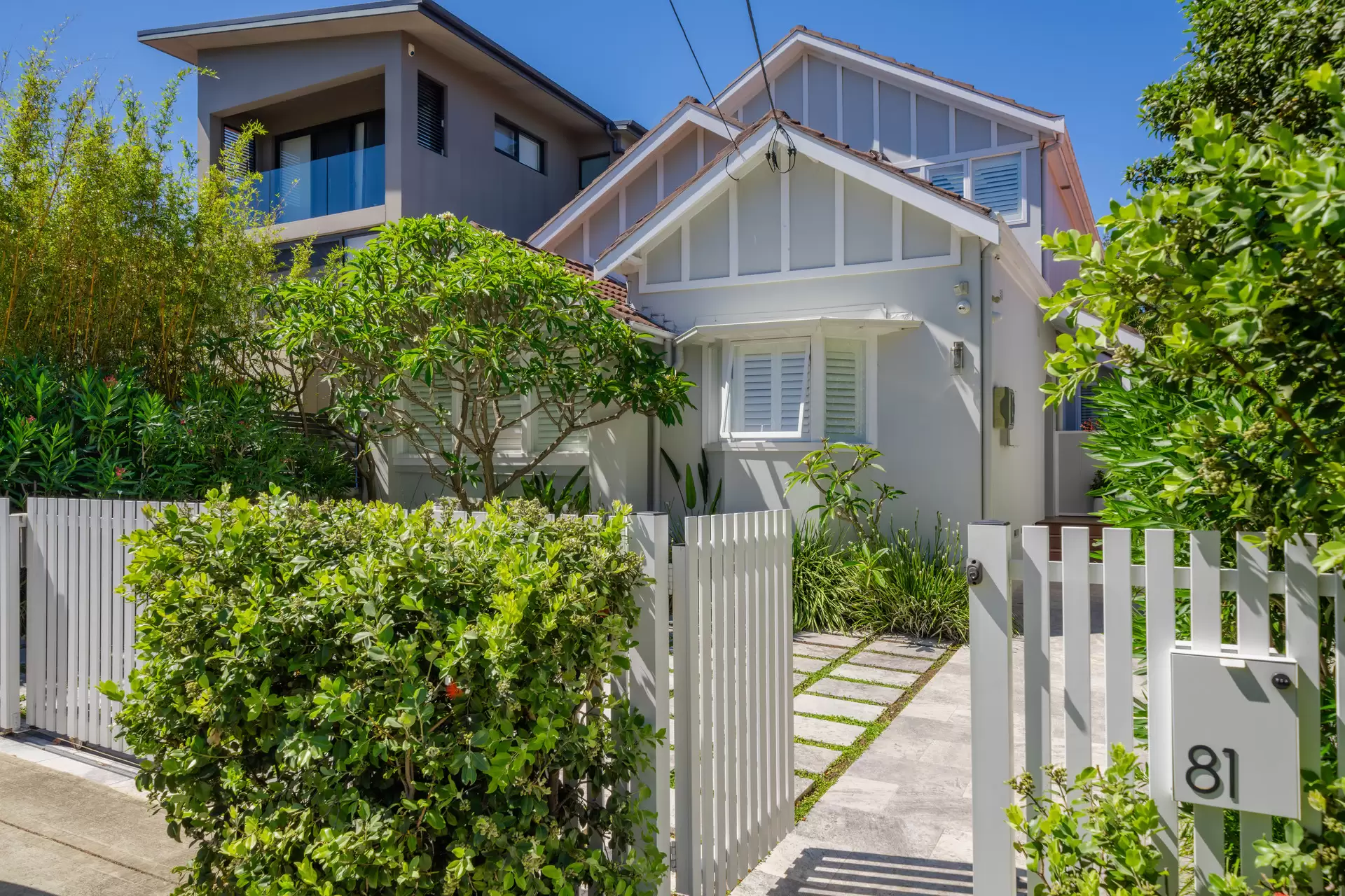 81 Haig Street, Maroubra Sold by Sydney Sotheby's International Realty - image 1