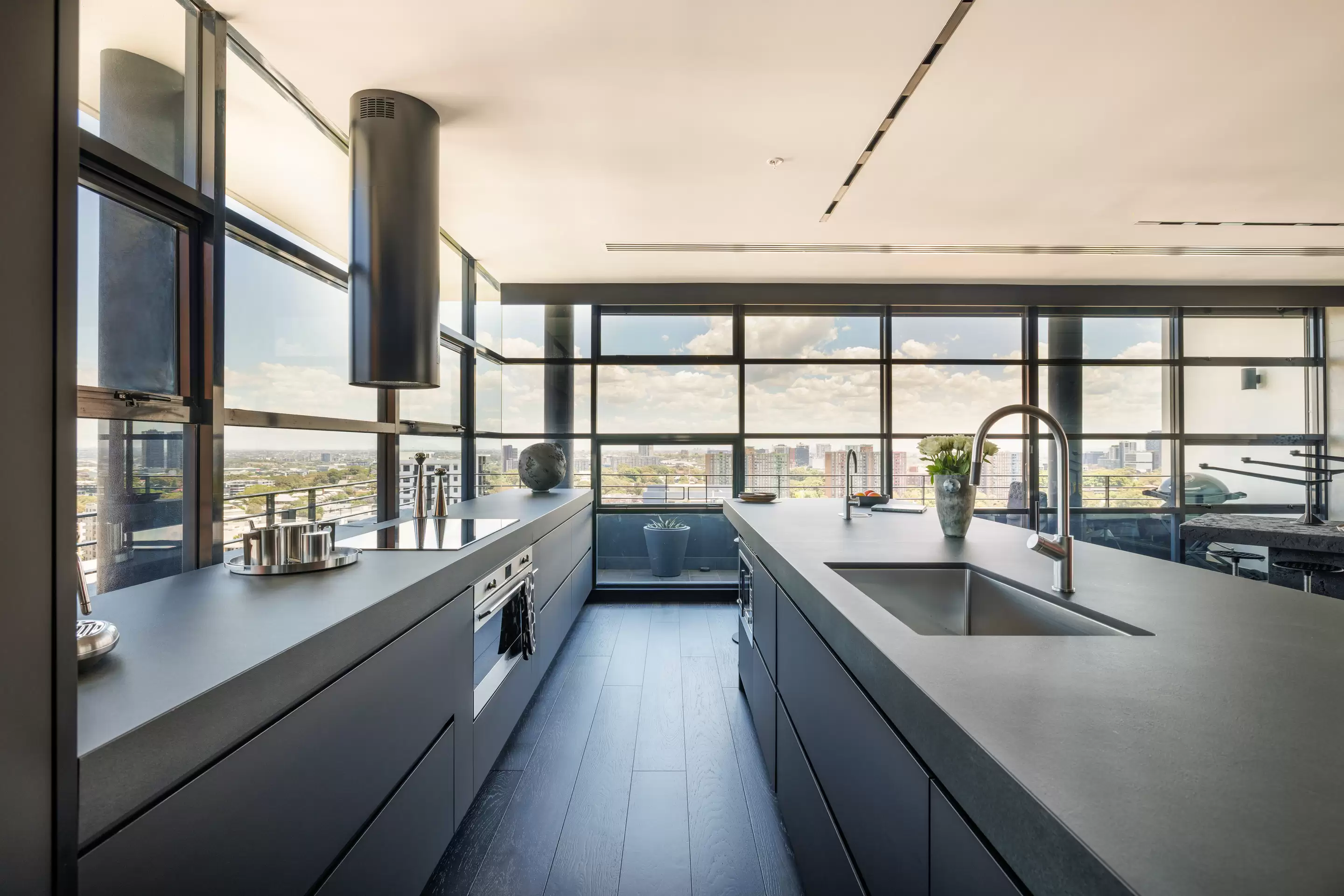 D2302/780 Bourke Street, Redfern Sold by Sydney Sotheby's International Realty - image 15