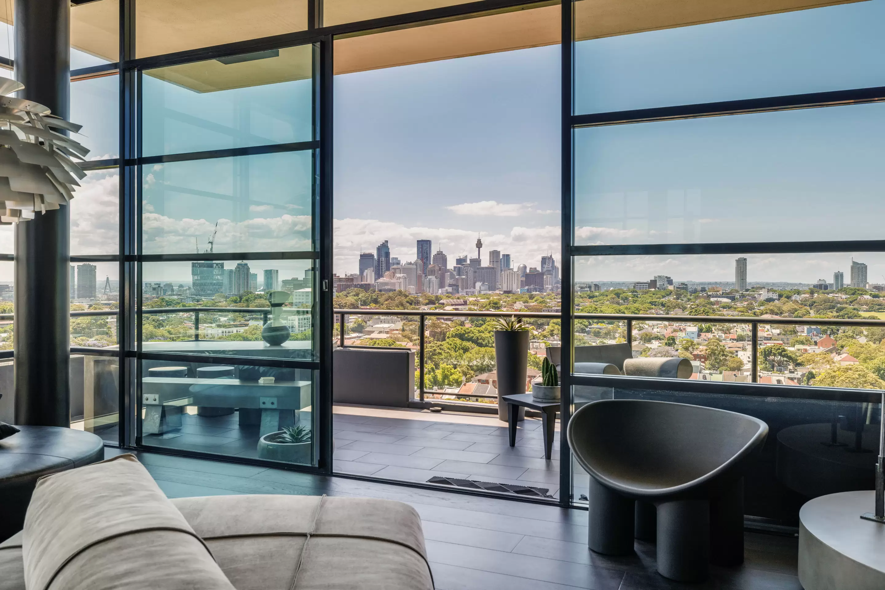 D2302/780 Bourke Street, Redfern Sold by Sydney Sotheby's International Realty - image 8