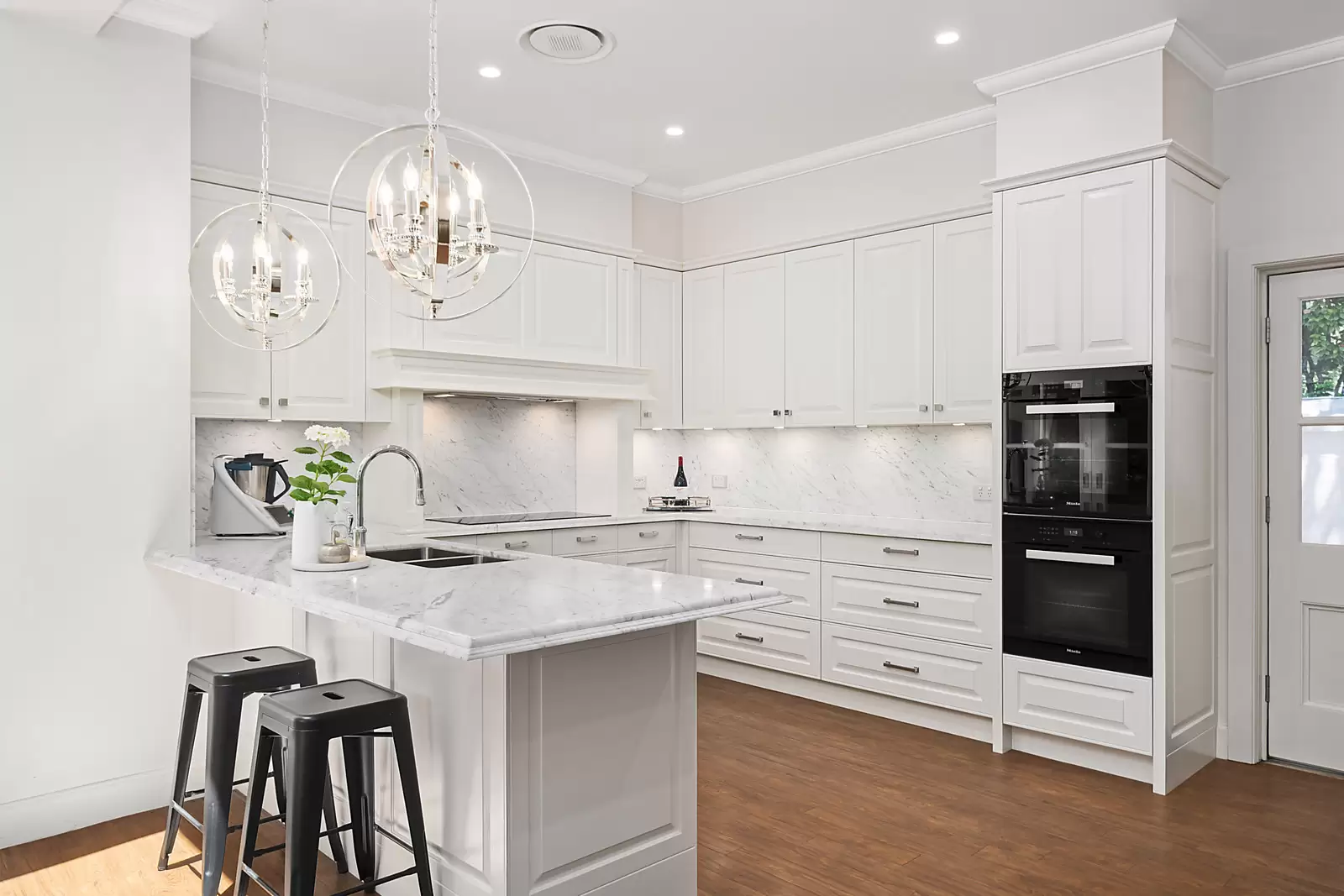 2 Kensett Avenue, Leura For Sale by Sydney Sotheby's International Realty - image 5