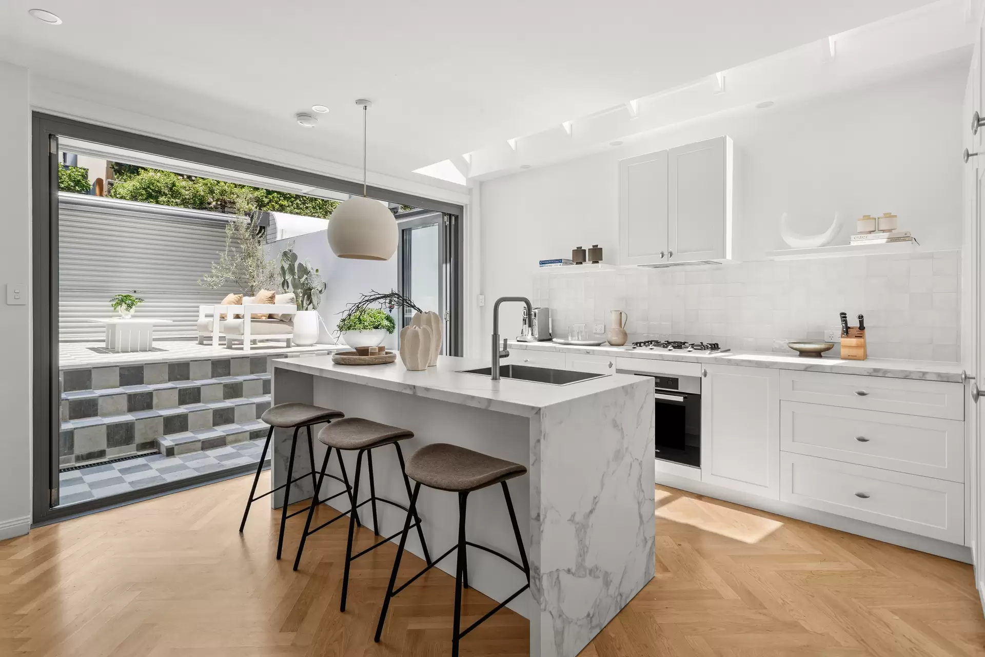 52 Dillon Street, Paddington Sold by Sydney Sotheby's International Realty - image 1