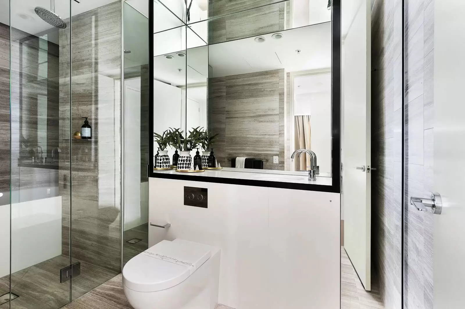 S908/178 Thomas Street, Haymarket Leased by Sydney Sotheby's International Realty - image 4