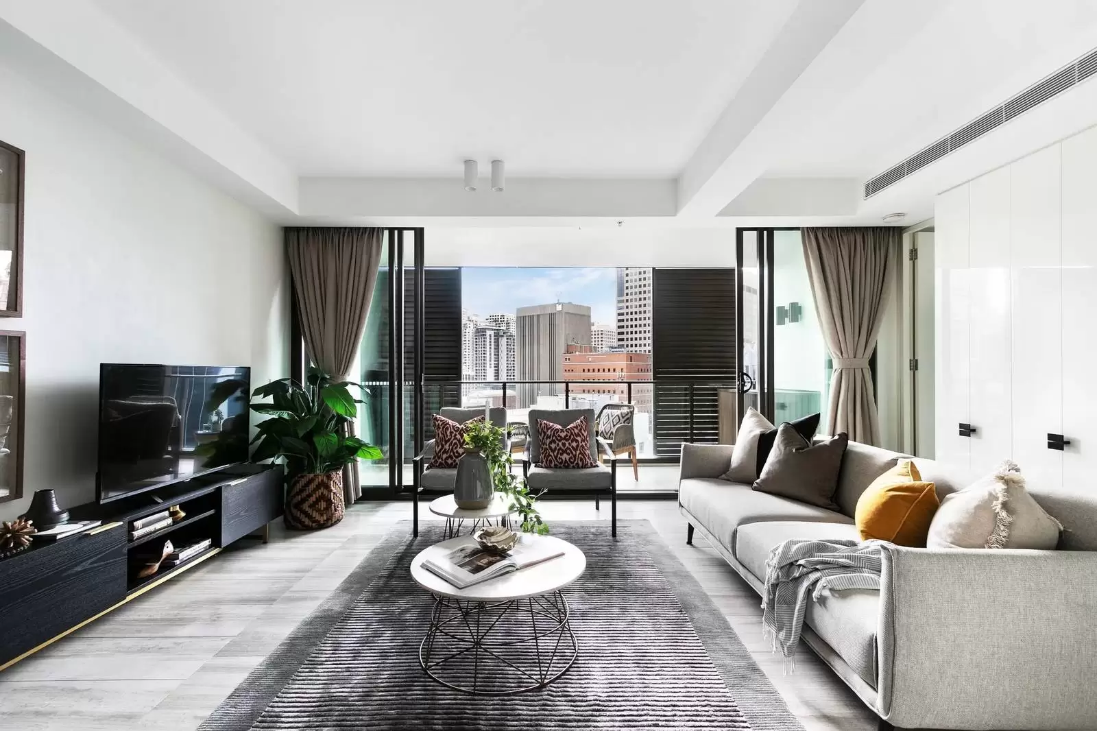 S908/178 Thomas Street, Haymarket Leased by Sydney Sotheby's International Realty - image 1