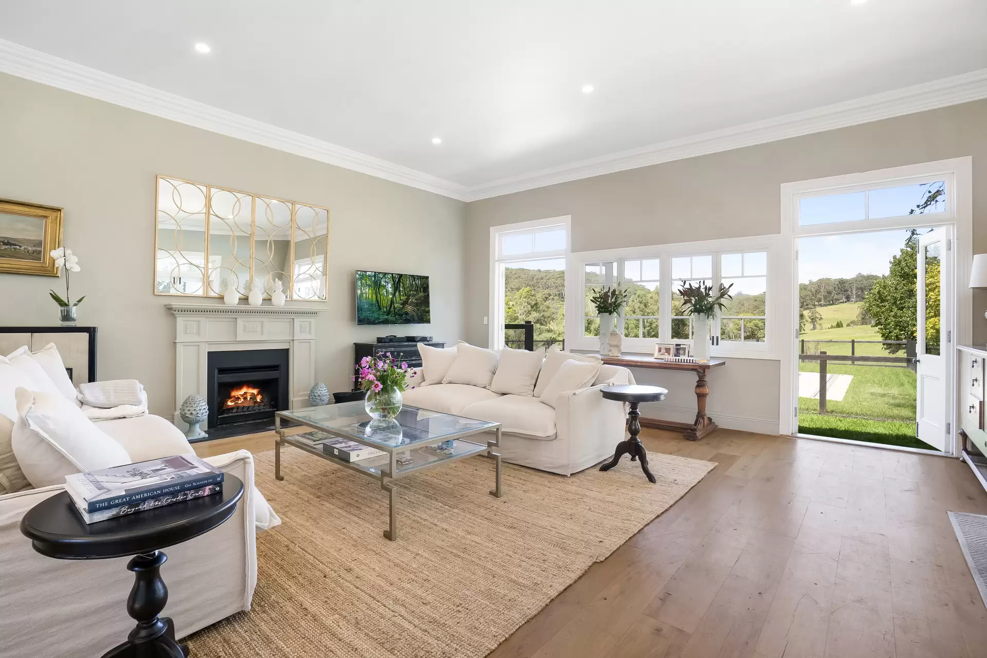 360 Tourist Road, Glenquarry Sold by Sydney Sotheby's International Realty - image 4