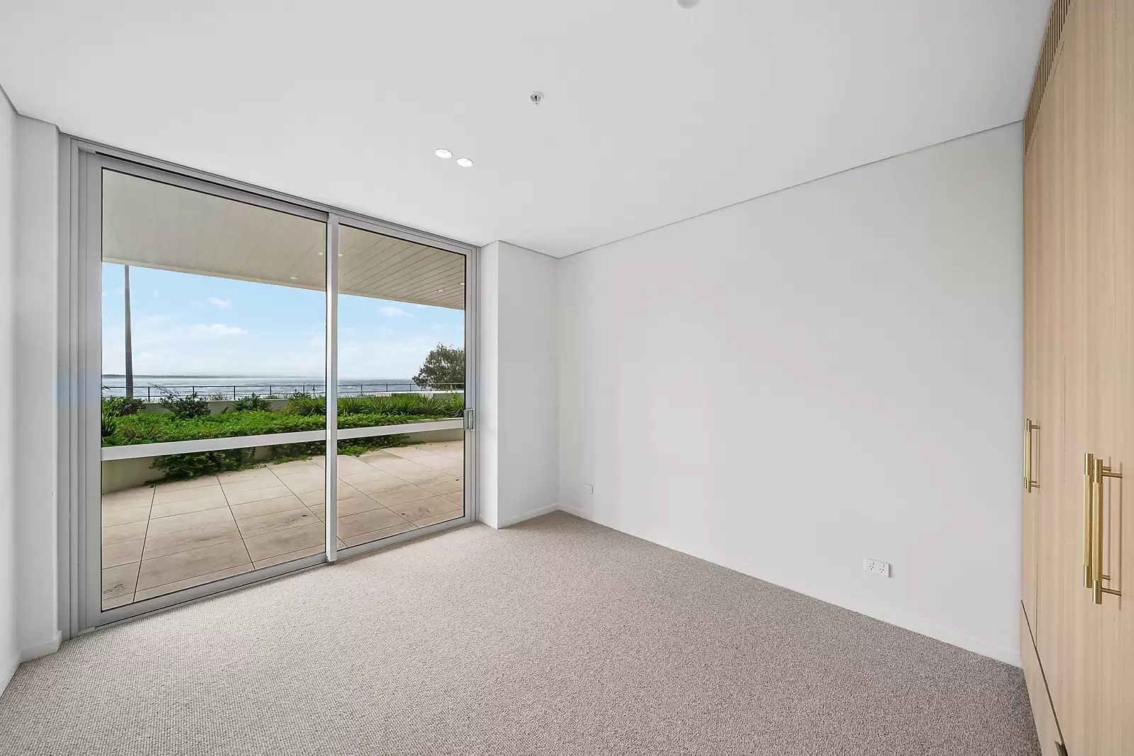 1/2 Owen Street, Port Macquarie Auction by Sydney Sotheby's International Realty - image 8
