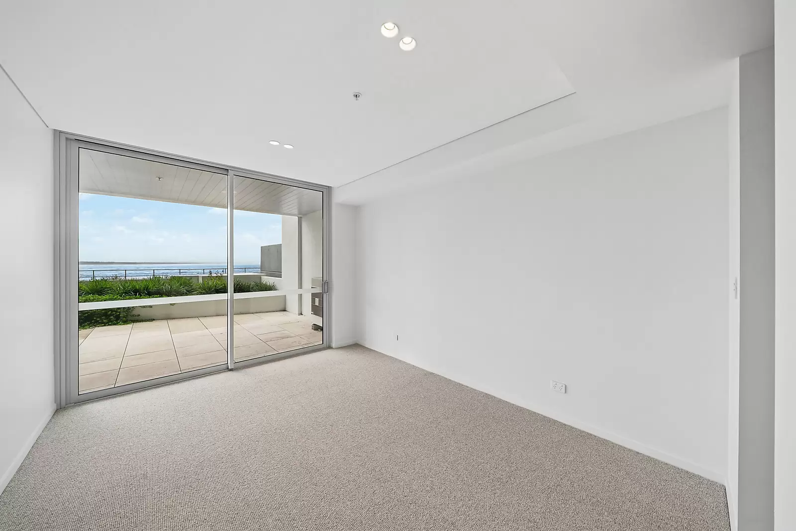 1/2 Owen Street, Port Macquarie Auction by Sydney Sotheby's International Realty - image 5