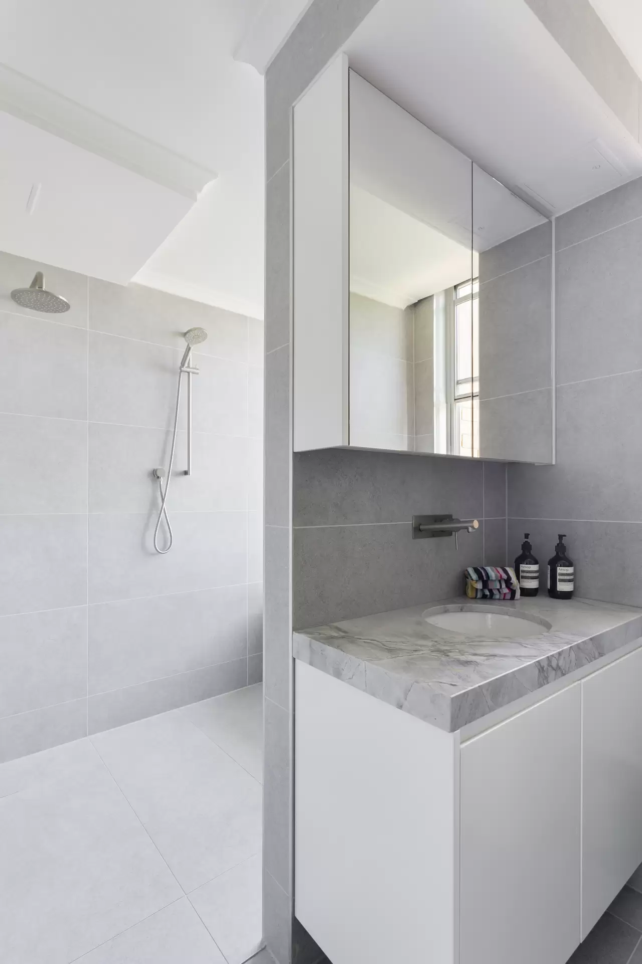 21/321 Edgecliff Road, Woollahra Sold by Sydney Sotheby's International Realty - image 1