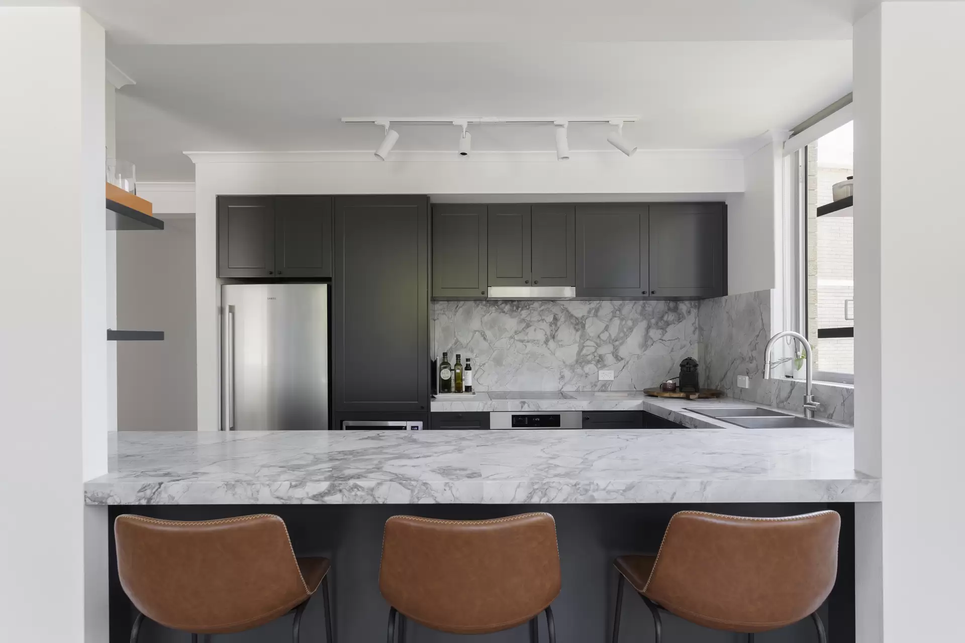 21/321 Edgecliff Road, Woollahra Sold by Sydney Sotheby's International Realty - image 1