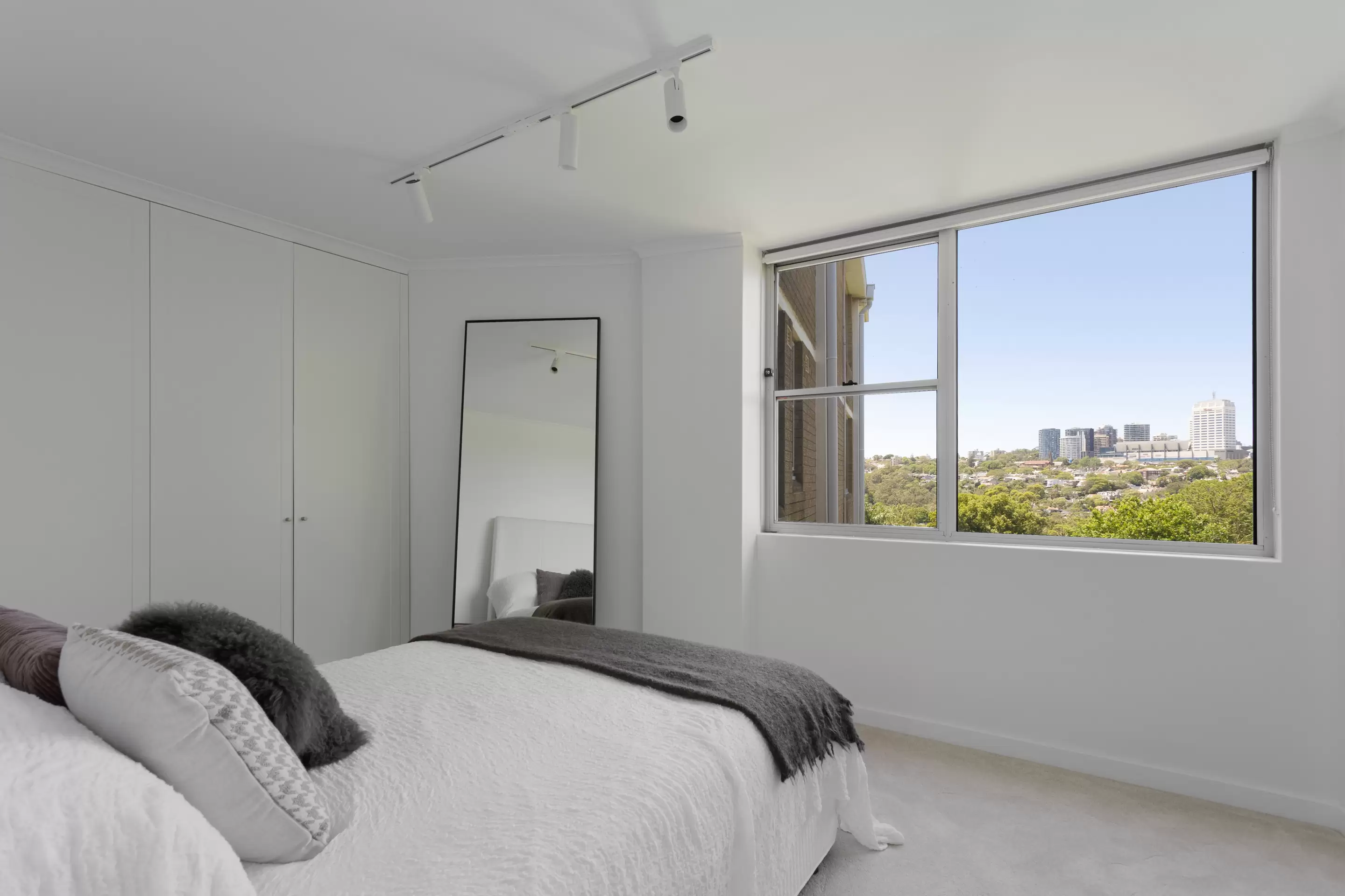 21/321 Edgecliff Road, Woollahra Sold by Sydney Sotheby's International Realty - image 9