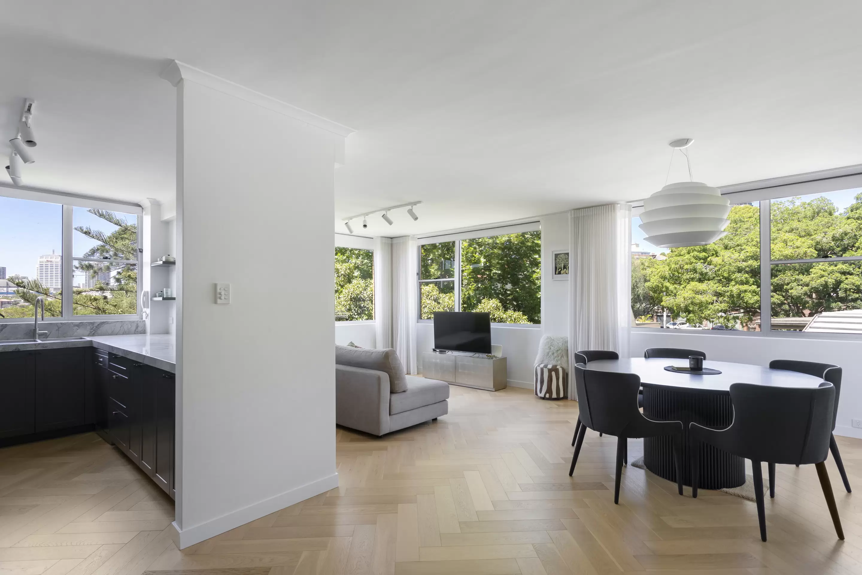 21/321 Edgecliff Road, Woollahra Sold by Sydney Sotheby's International Realty - image 1